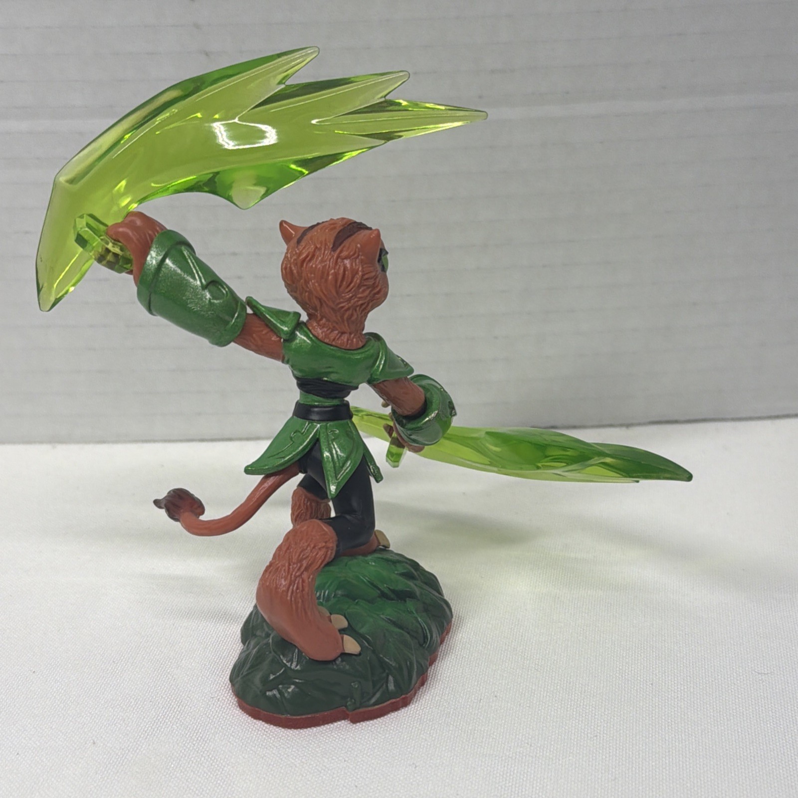 Skylanders Trap Team TRAP MASTER Lot of 3 – Snap Shot, Tuff Luck, Bushwhack