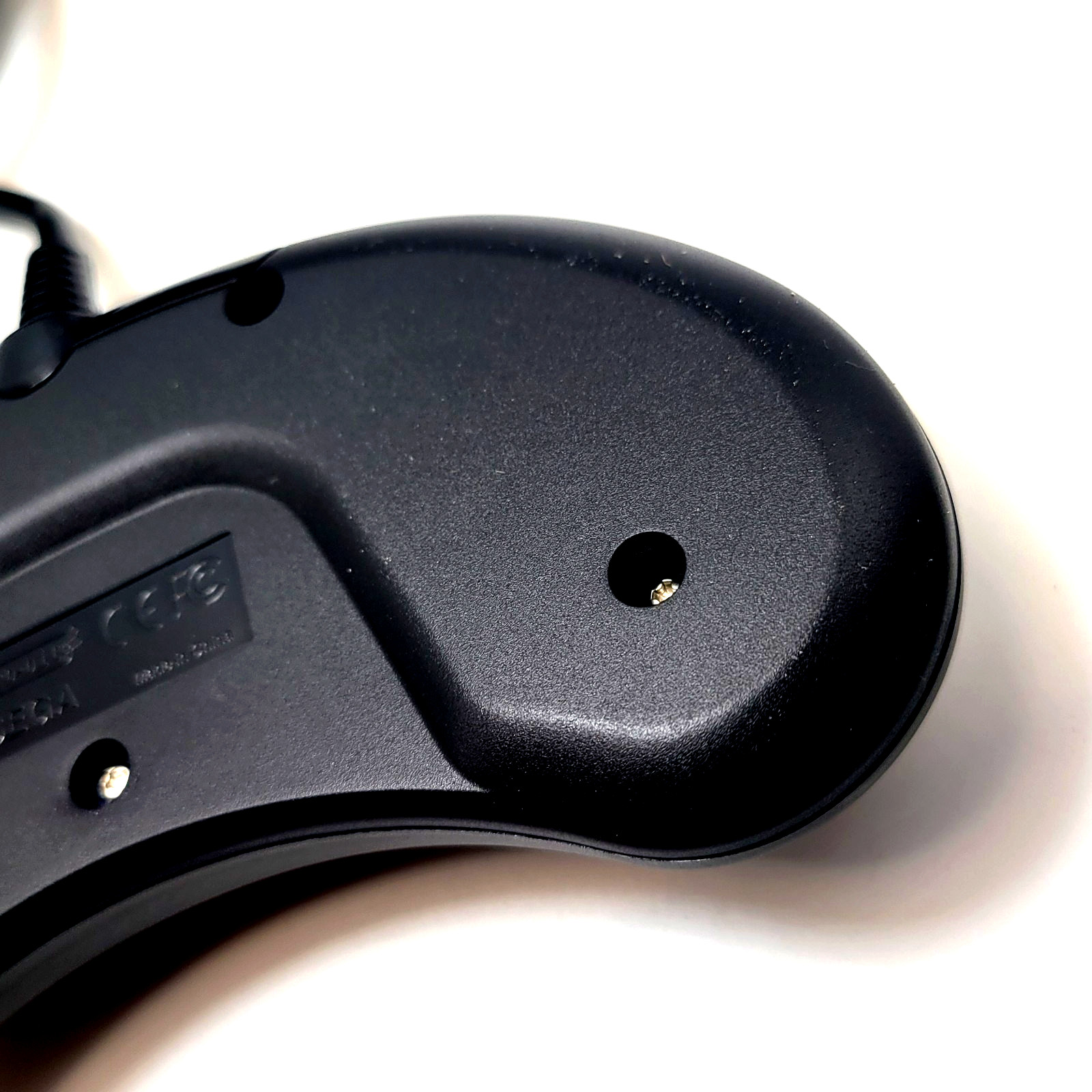 Retro-Bit Official Sega Genesis Controller 6-Button Arcade Pad – Black