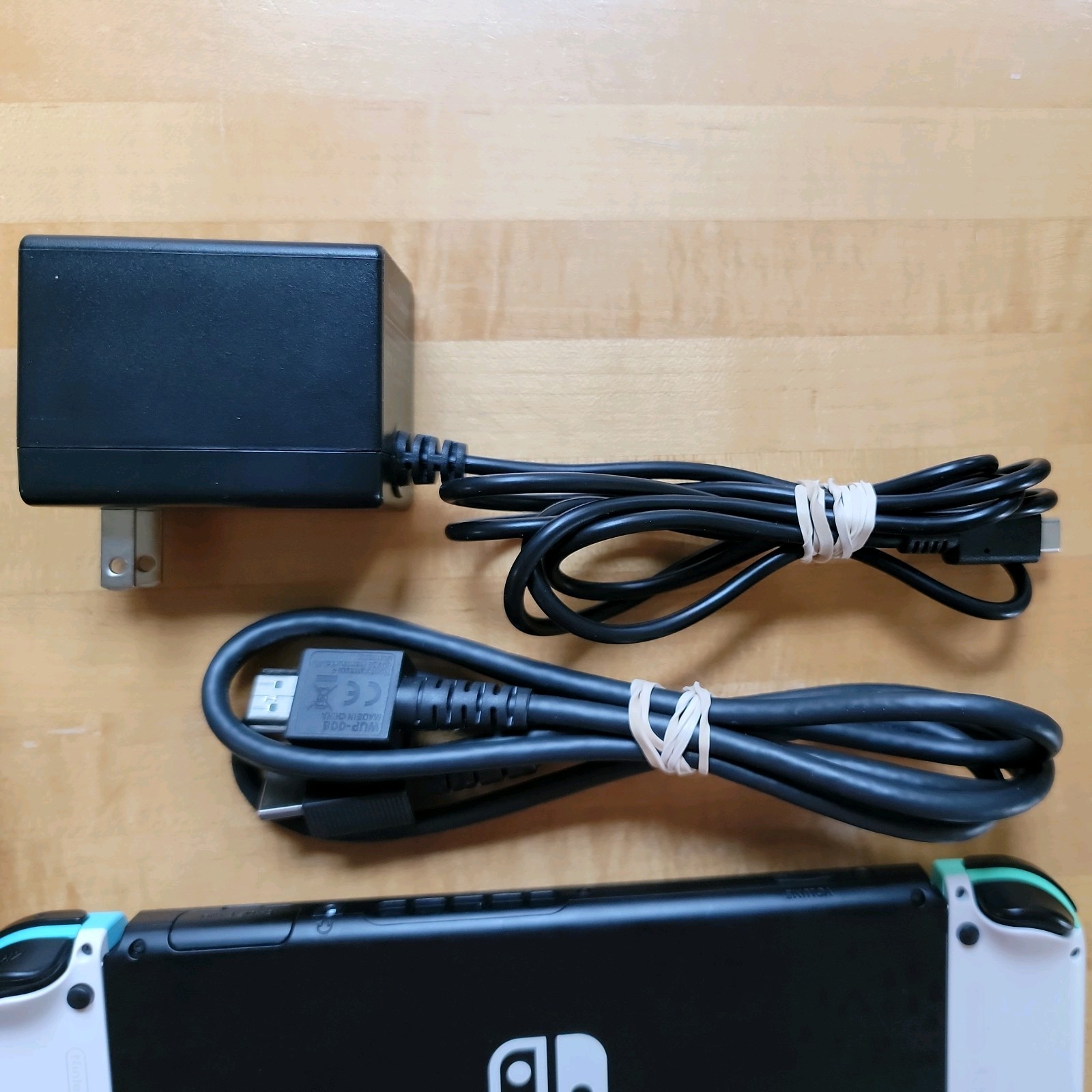 Nintendo Switch Animal Crossing Console HAC-001(-01) w/ Accessories (#103)