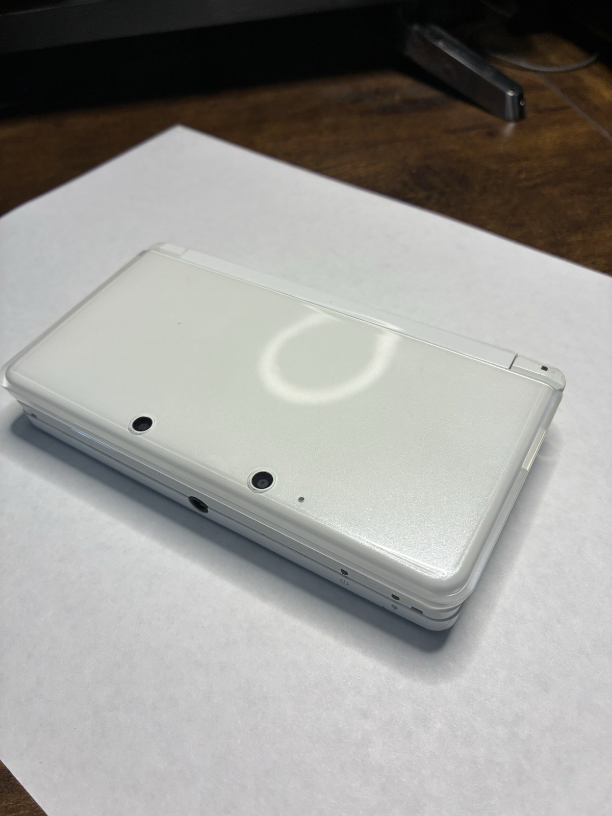 Nintendo Nintendo 3DS White Handheld System w/ Wi-Fi, Headphone Jack