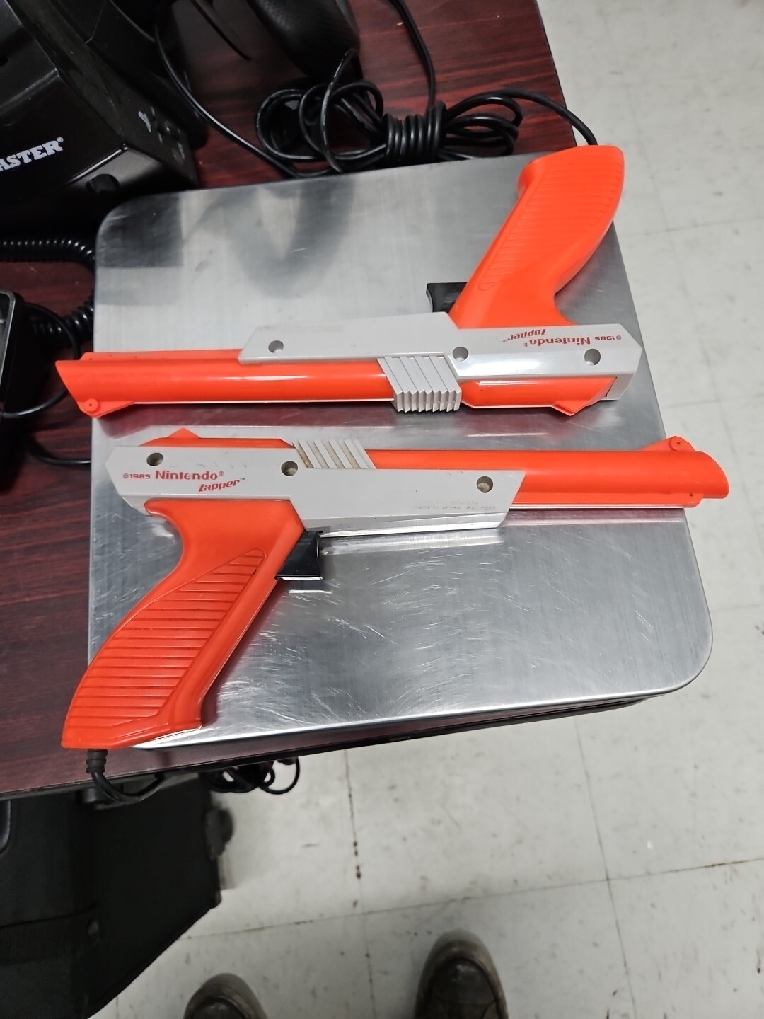 TWO Original 1985 Nintendo NES Zapper Duck Hunt Gun Authentic NES-005 OEM