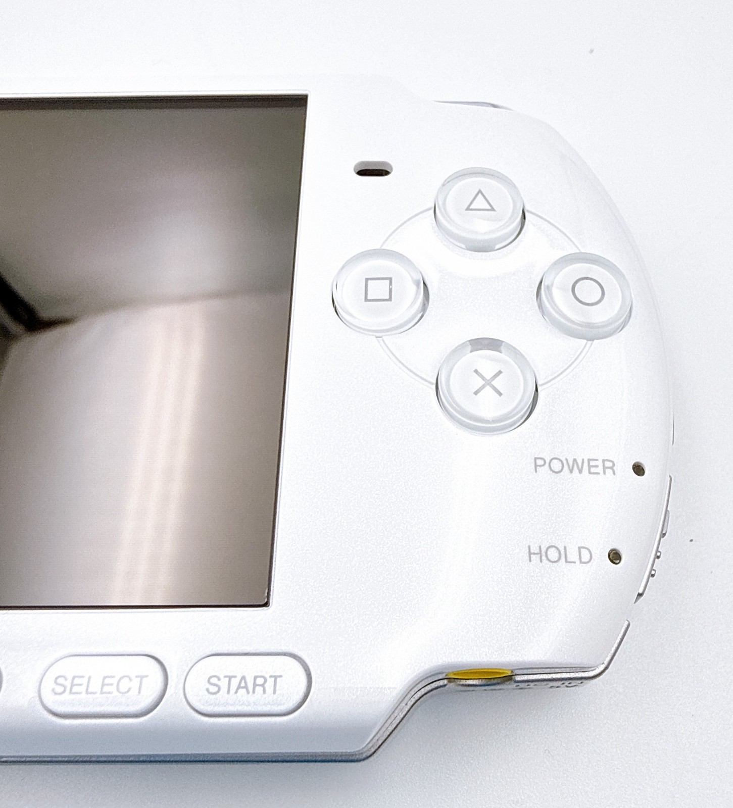 Sony PSP-3000 PSP 3000 Console White Complete in box Region Free – Excellent