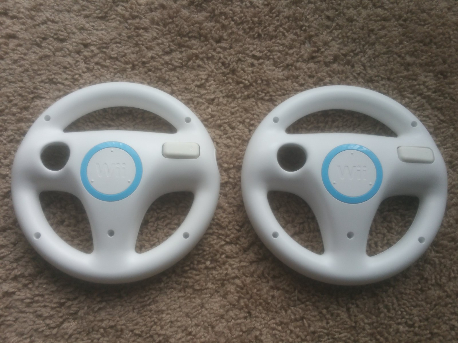 2X Official Nintendo Wii Steering Wheel Mario Kart OEM White RVL-024 Lot of 2 !!