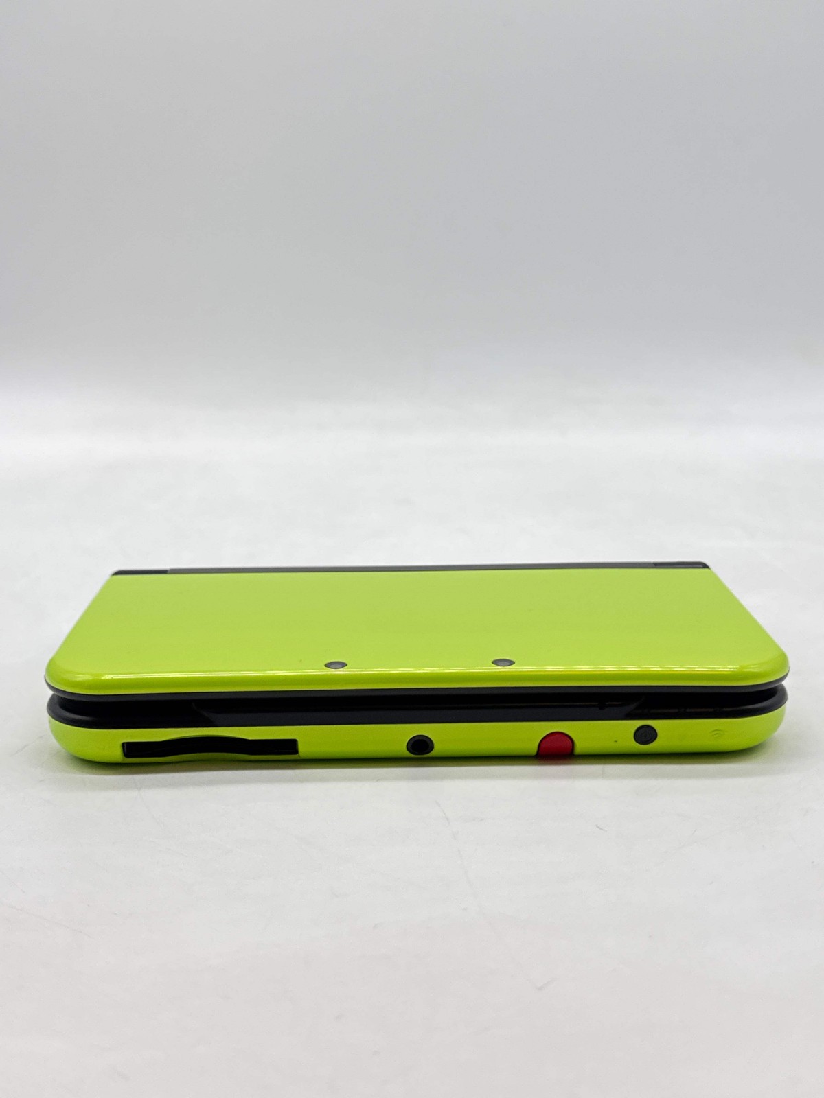 New Nintendo 3DS XL LL RED-001 Lime Green Handheld Console Japan