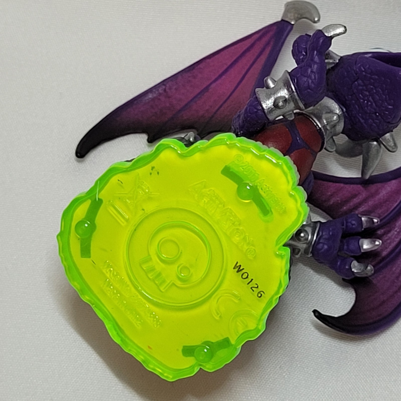 Skylanders Spyro’s Adventure CYNDER Figure With Trading Card Sticker + Web Code