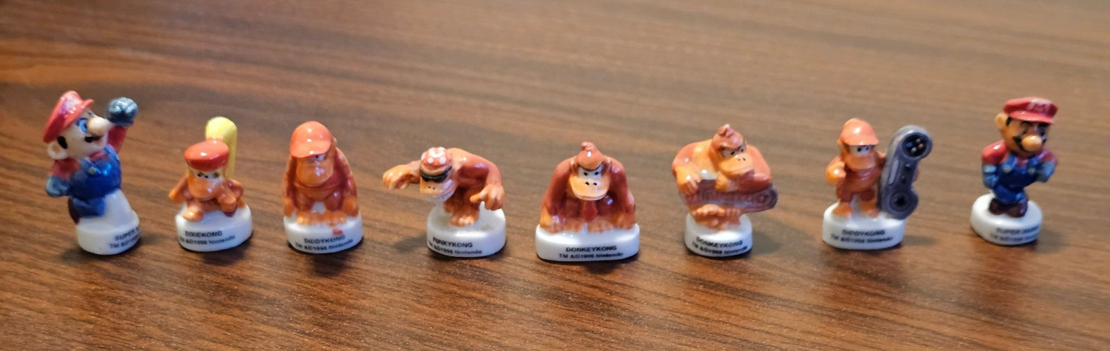 FULL SET 8 1998 official Nintendo Super Mario Donkey Kong Country figurines dkc