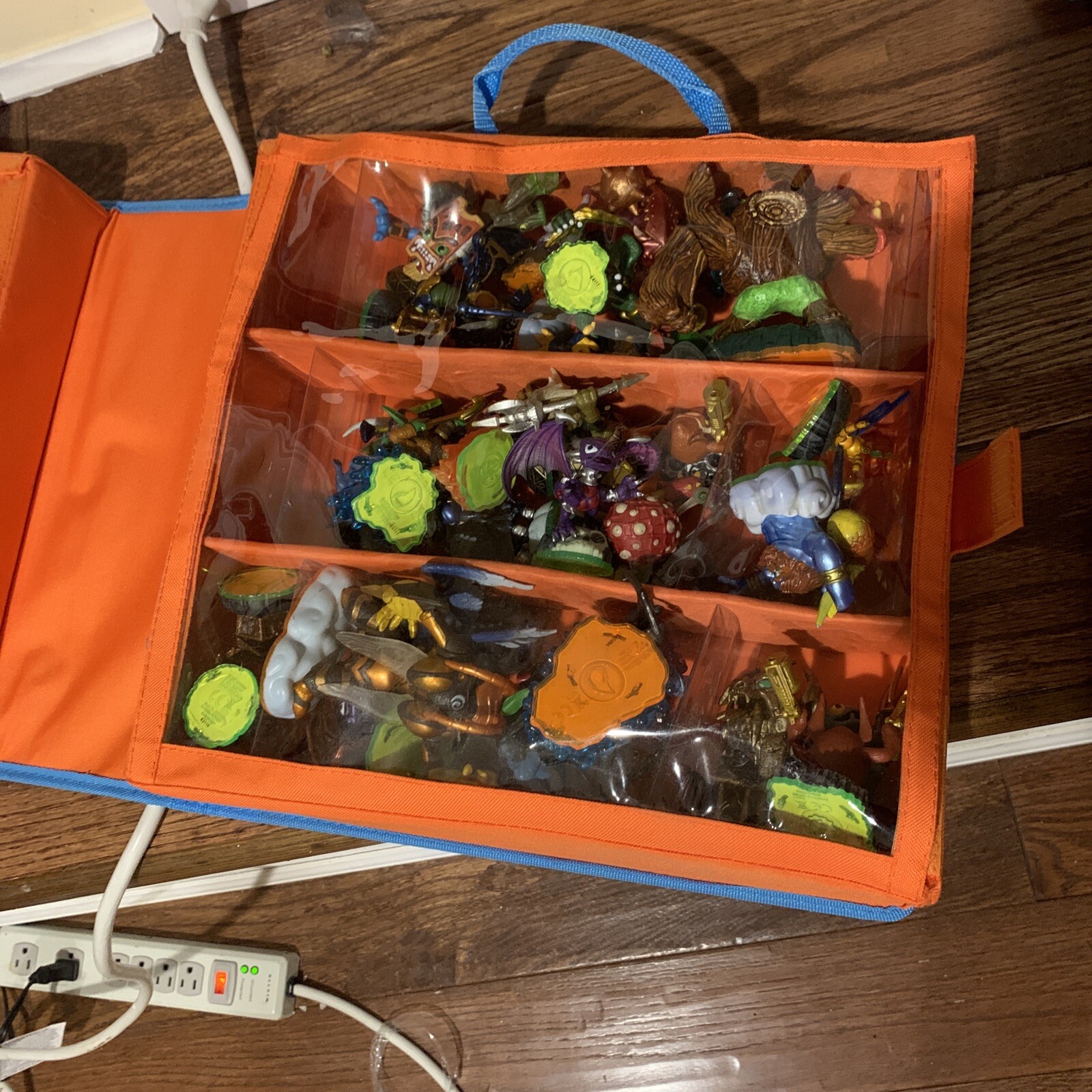 Assorted Skylanders-50+ Unique Pieces