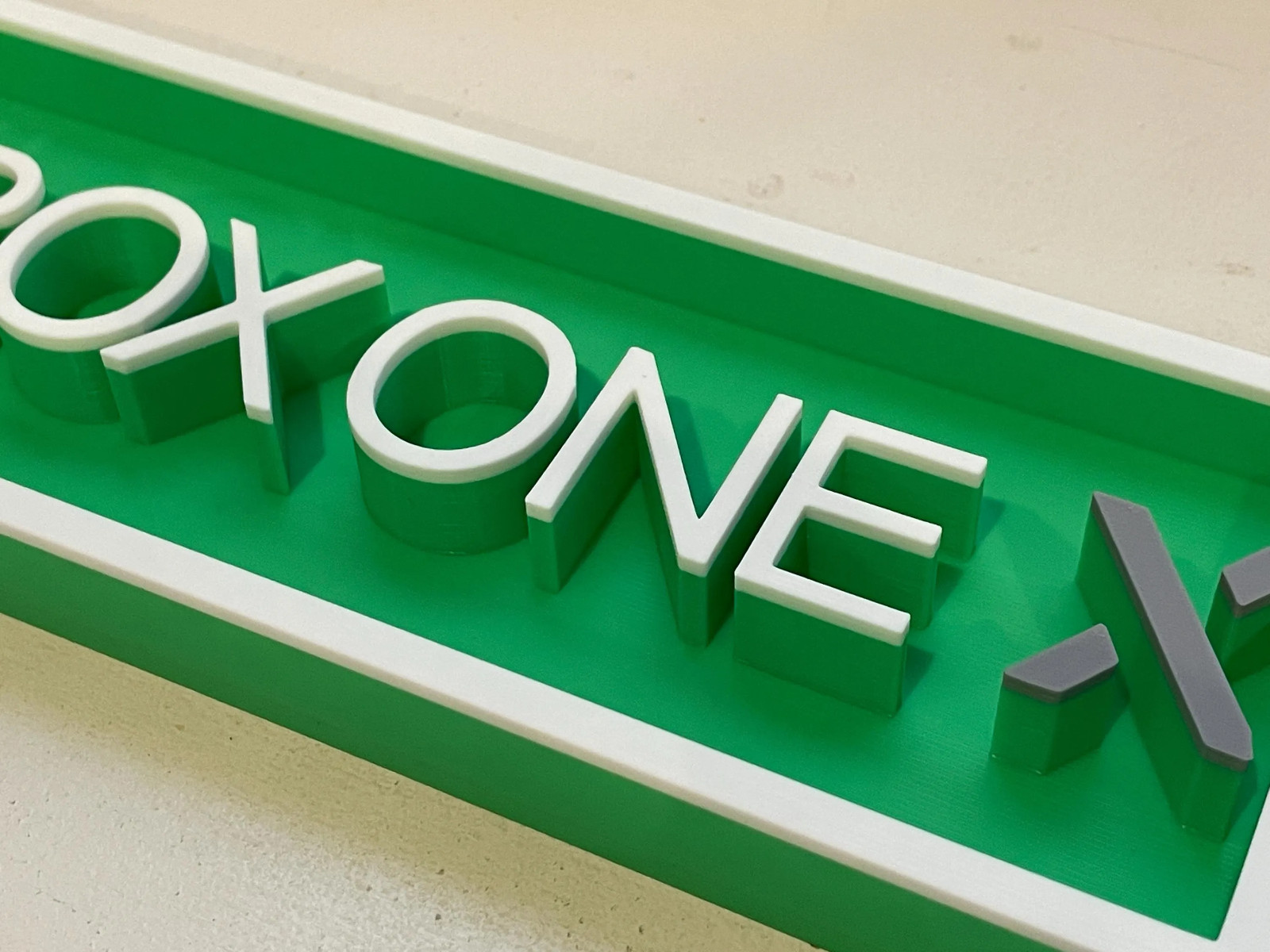 XBOX ONE X 3D printed game console placard, multi-color