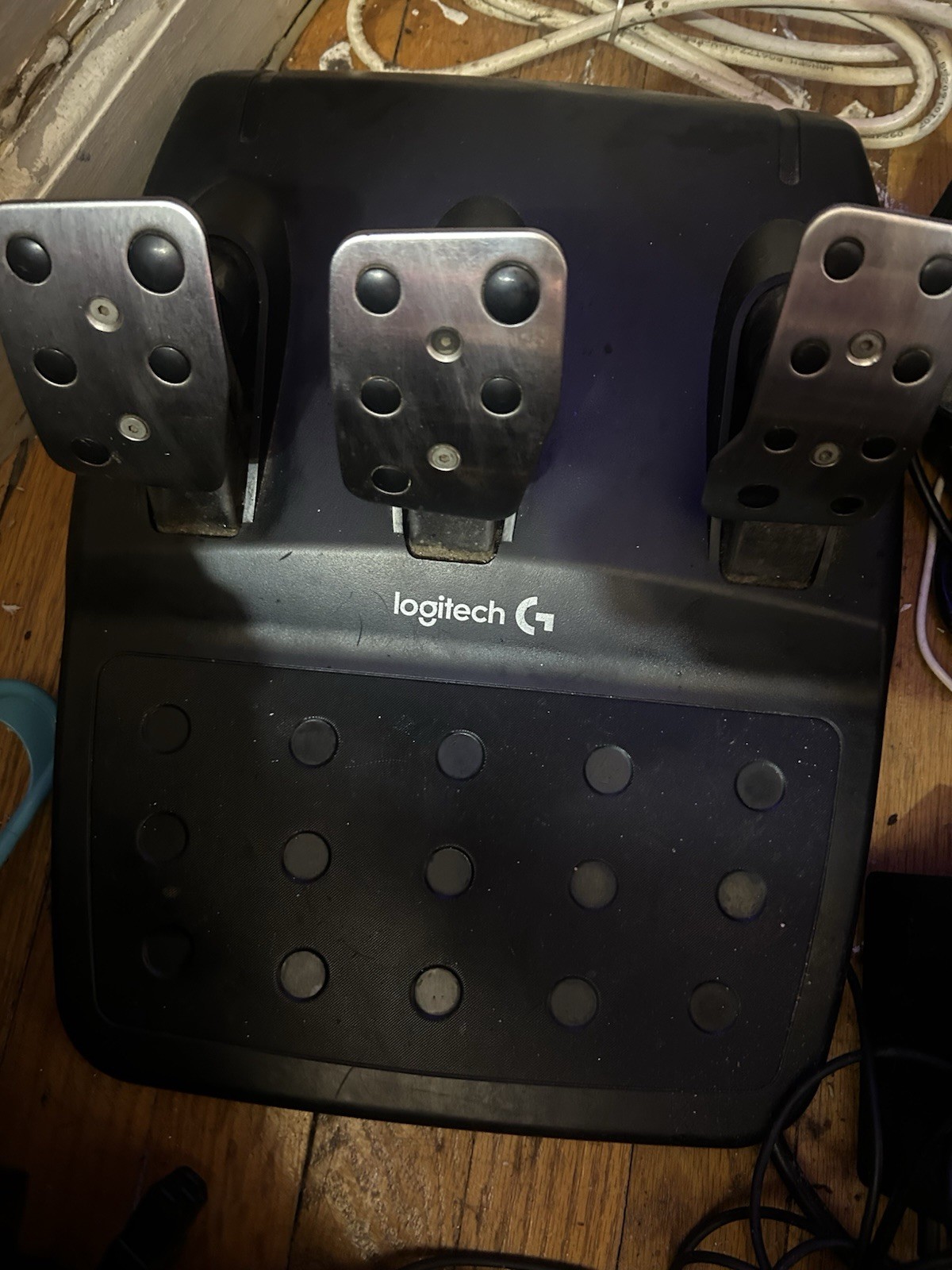 Logitech G923 Racing Wheel and Pedals Black, Compatible with PlayStation, PC