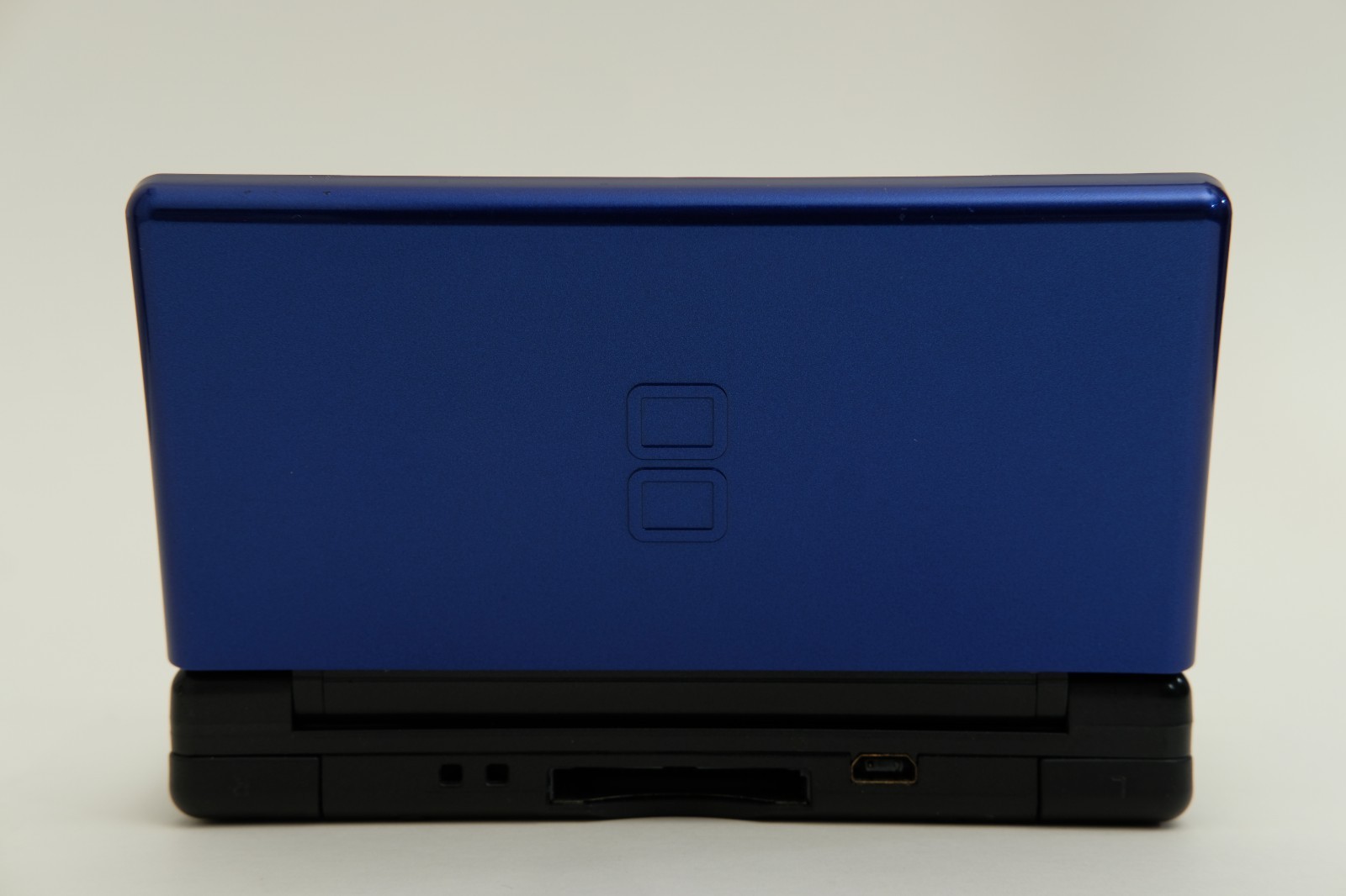 Nintendo DS Lite Handheld Cobalt and Black w/stylus, gba cover, charger USG-001