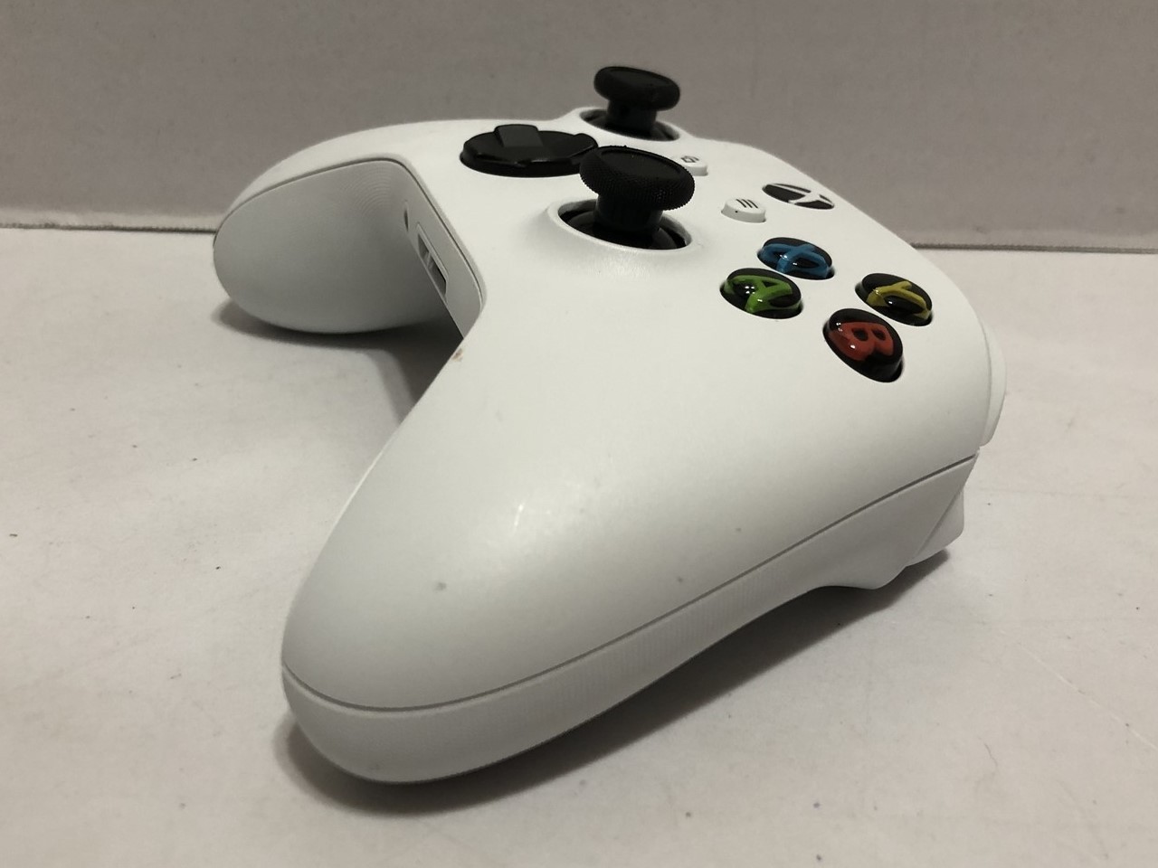 Microsoft Xbox ONE Wireless Controller Series X/S White Headphone Jack – Tested