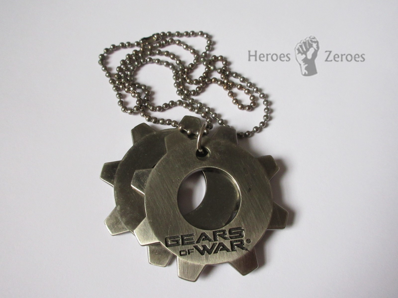 Gears of War GameStop Pro Rewards Cog Tags Necklace