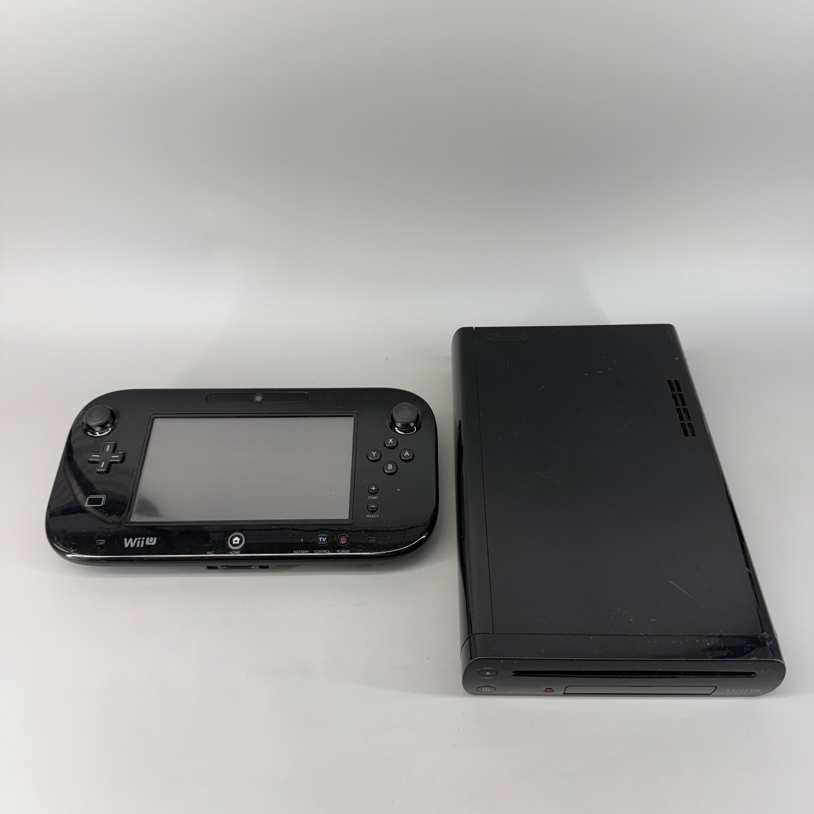 Nintendo Wii U Gamepad & 32GB Console OEM Genuine WUP-010 Black with Charger