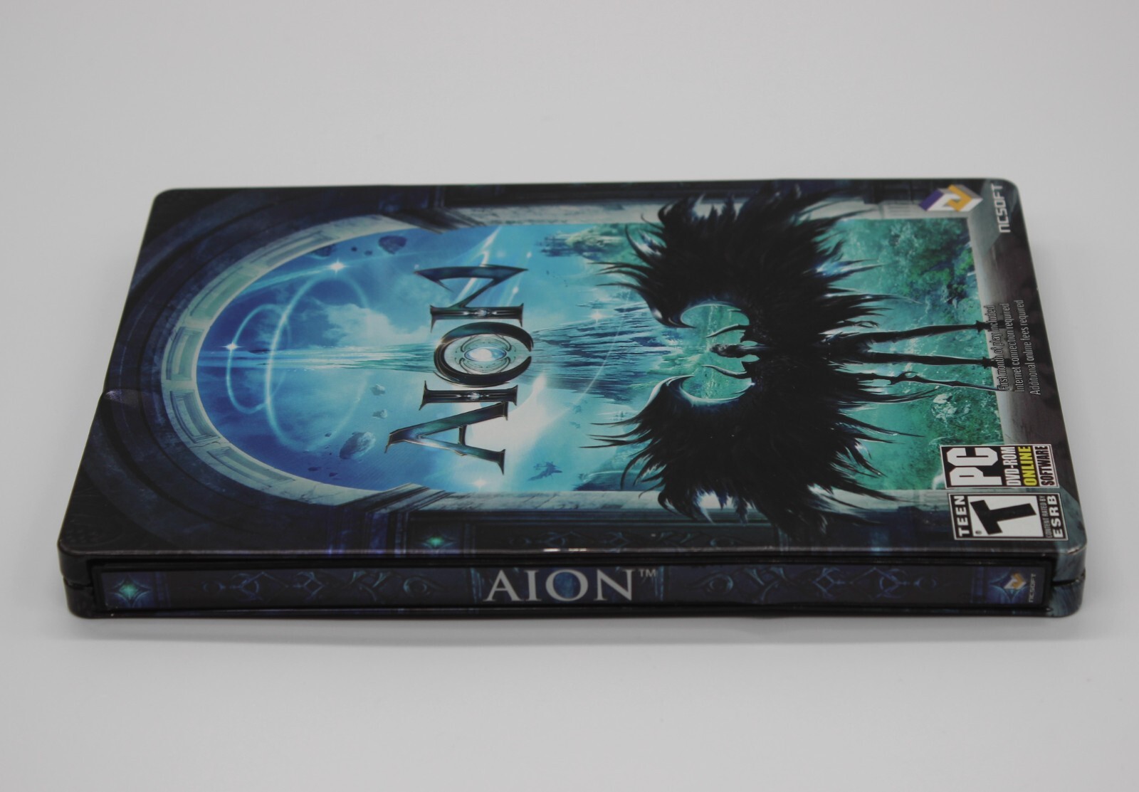 AION – A World Divided- PC Video Game – Steelbook Edition