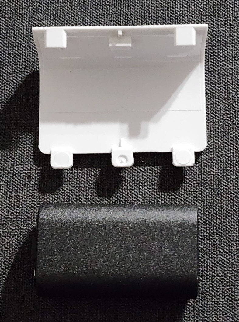 New Rechargeable Battery Back And Cover For Xbox One Controller White @@