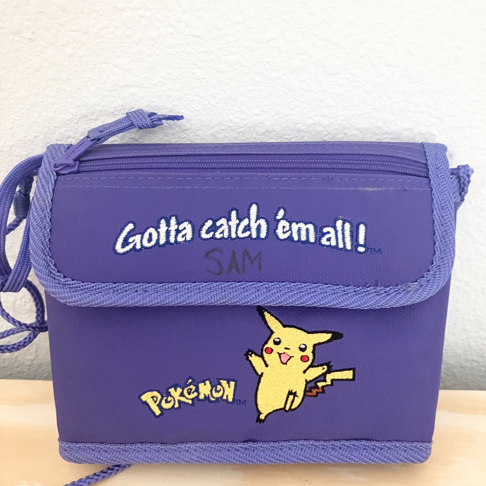 Vintage Pokemon PIKACHU Gotta Catch ‘Em All Game Boy Travel Carrying Case Purple