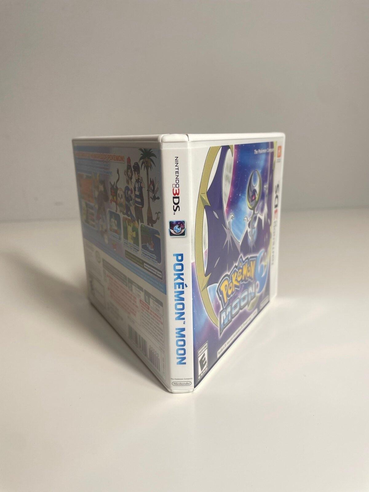 Pokémon MOON Nintendo 3DS Complete w Inserts Mint Condition Tested
