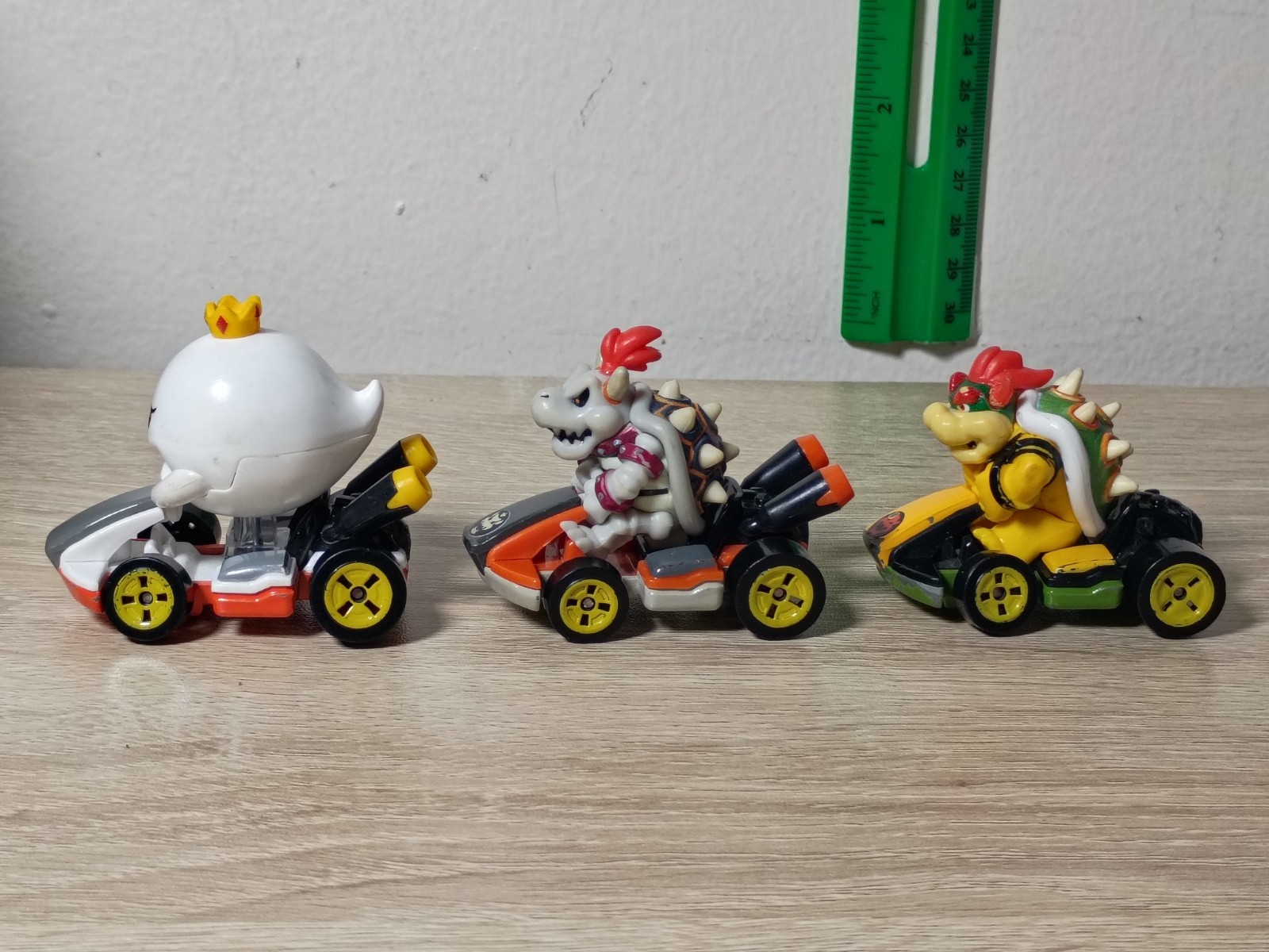DRY BOWSER 12-PK Super Mario Kart Hot Wheels King Boo Waluigi Dry Bones MORE!