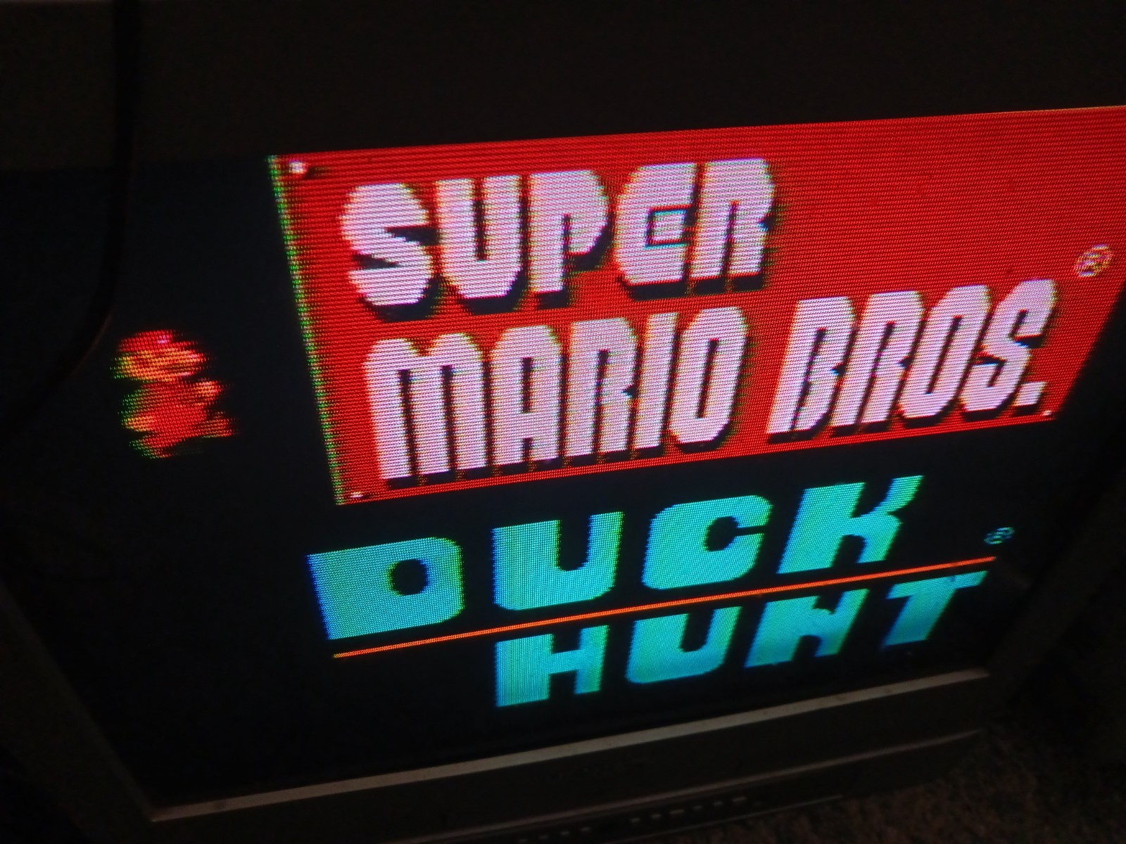 Nintendo NES Console Bundle Tested Cleaned 2 Controllers OEM Cords Mario TMNT