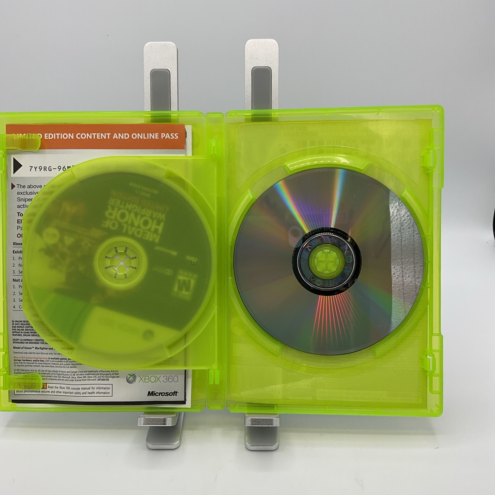 Medal of Honor War Fighter Microsoft Xbox 360 Codes Are Used Or Out Of Date CIB.