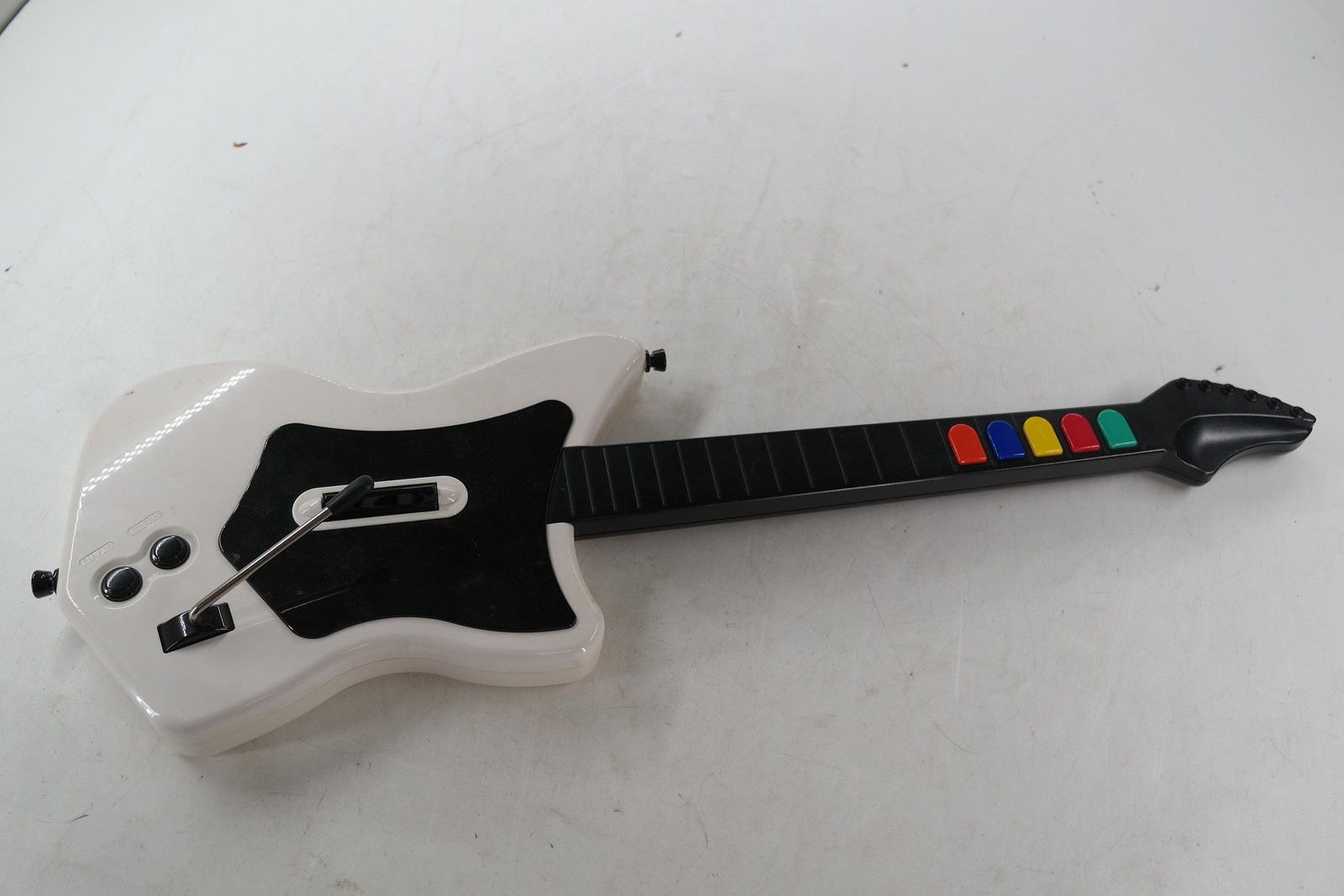 RedOctane Wireless Guitar Controller White For PlayStation 2 PS2 NO DONGLE