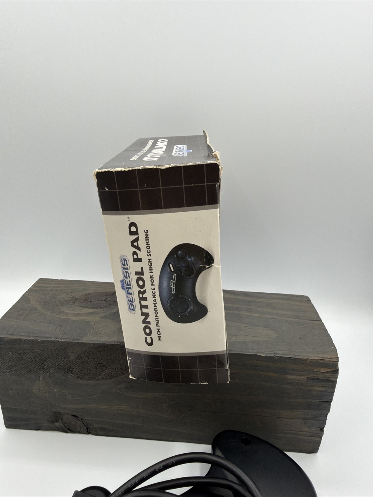 Sega Genesis 3 Button Control Pad Controller W/ Box MK-1650 UNTESTED Vintage