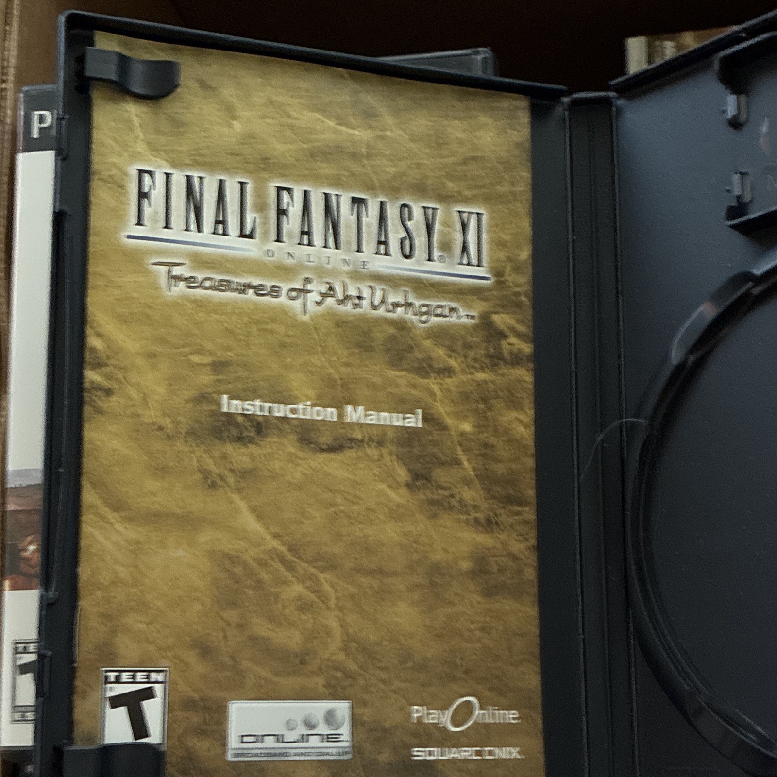 Square Enix Final Fantasy XI Treasures of Aht Urhgan PlayStation 2 DVD Keep Case