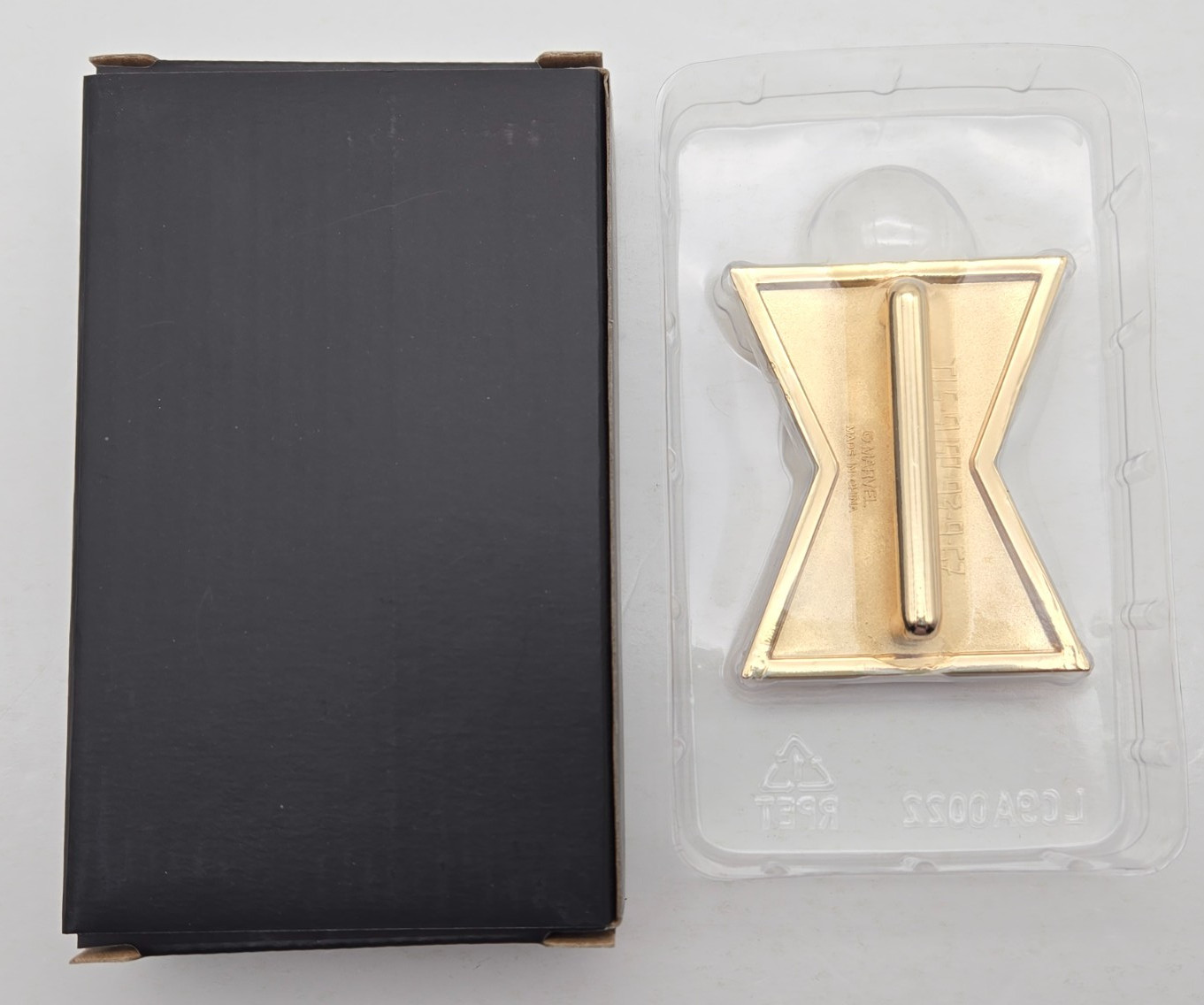 Marvel’s Avengers: Earth’s Mightiest Collectors Edition(Black Widow Belt Buckle)