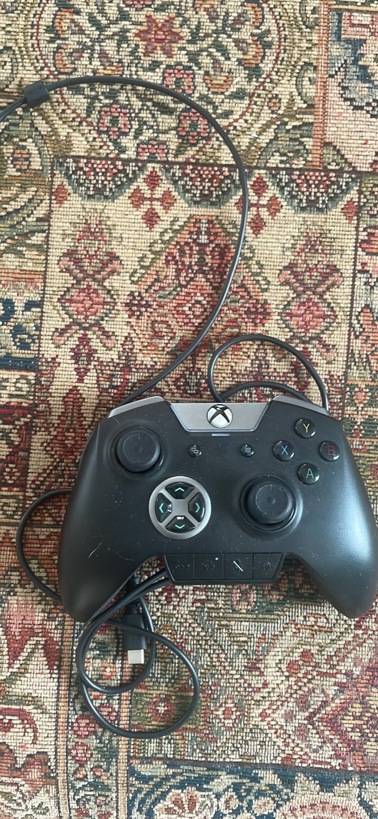xbox one s 1tb bundle 2 wireless controllers, 2 wired controllers, hdmi and pwr