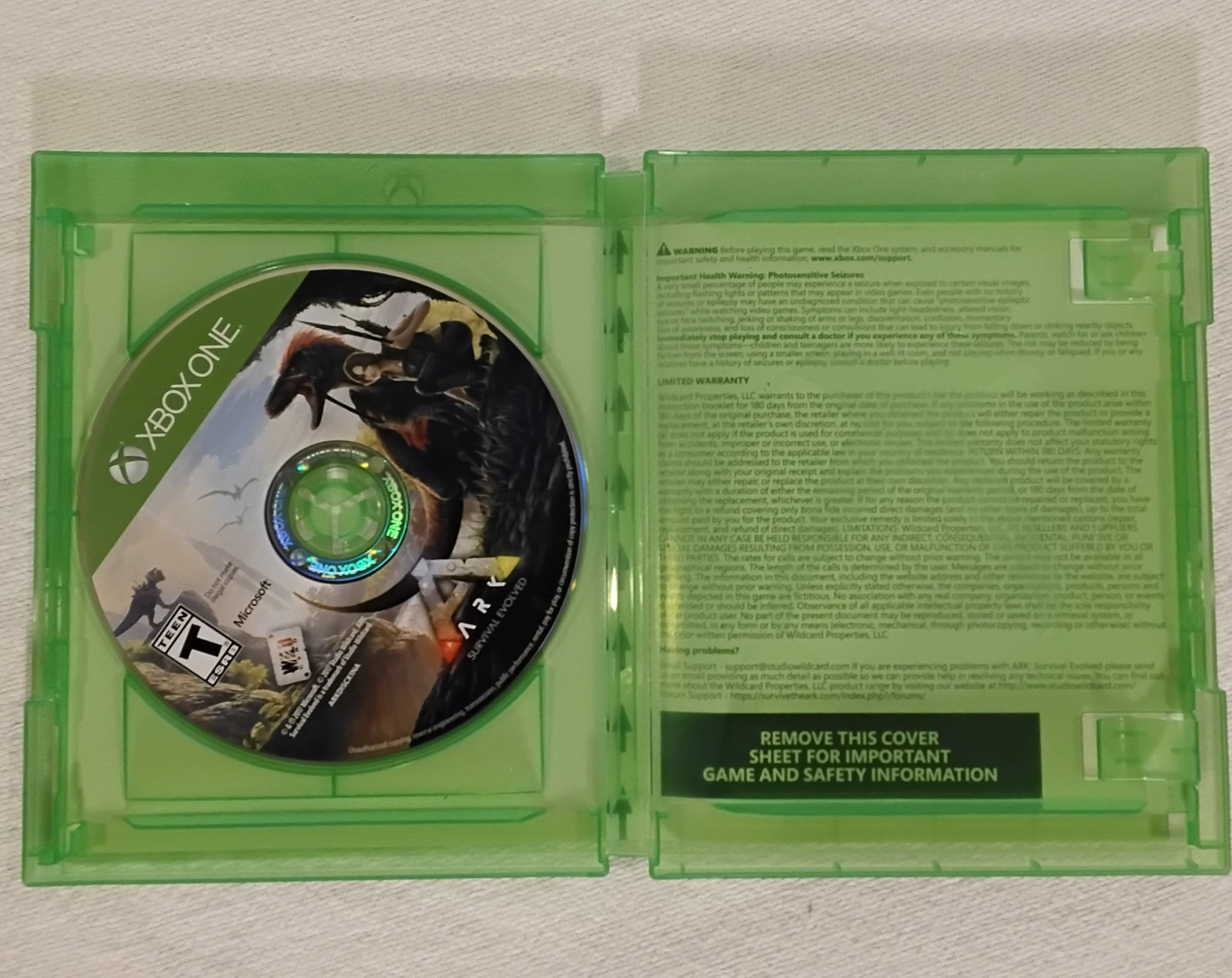 Xbox One : Studio Wildcard ARK: Survival Evolved Xb Video Games