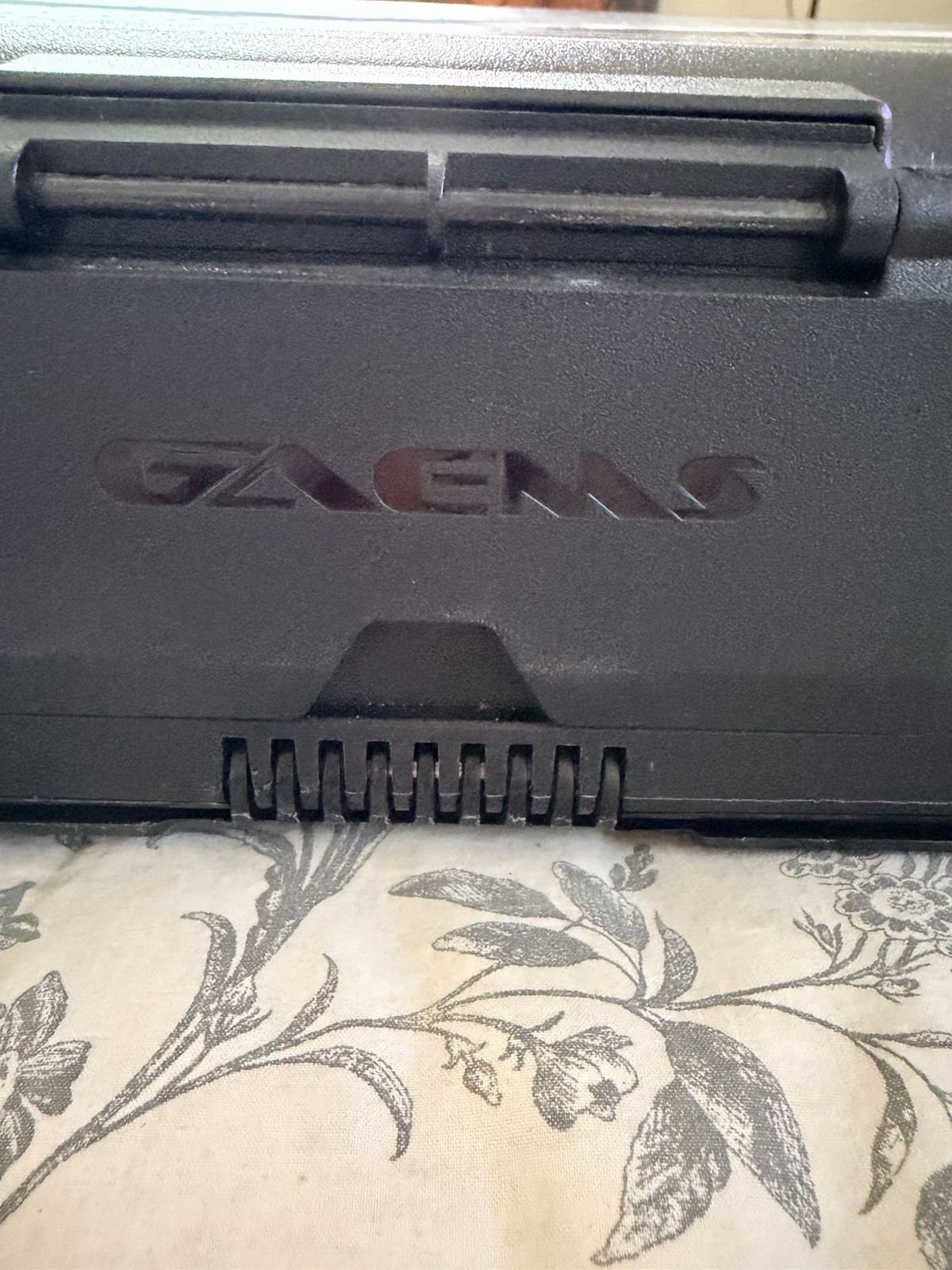 GAEMS Vanguard G170FHD Travel Case w/ Built-In Monitor PS4/Xbox One
