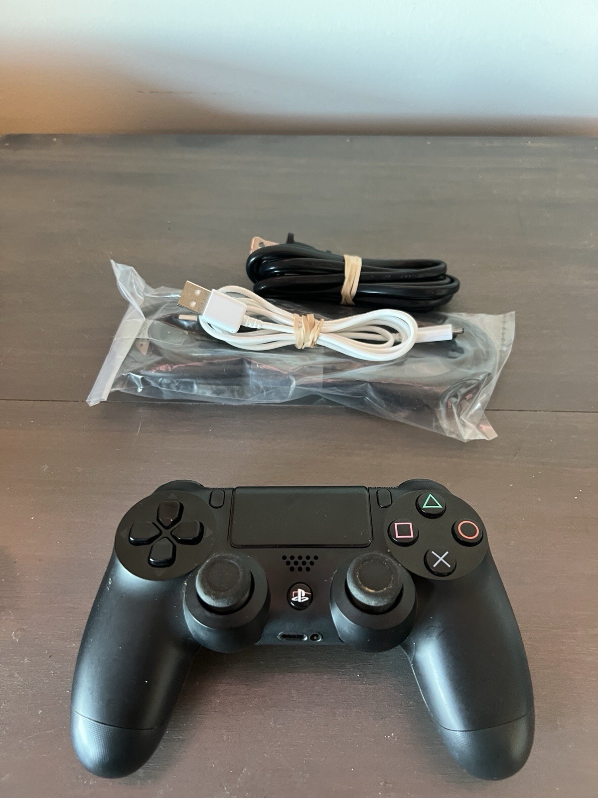 Sony PlayStation 4 PS4 Console with OEM Cords + Controller