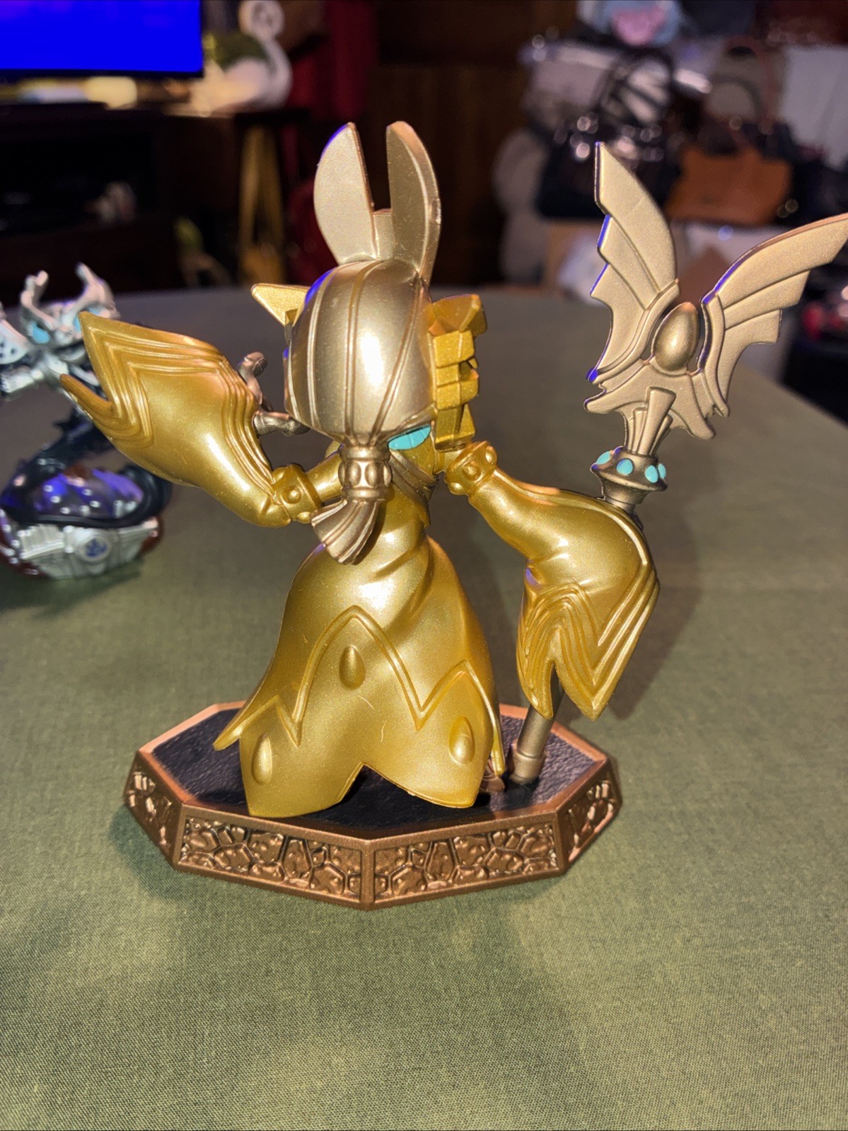 Skylanders Super Chargers Dark Spitfire and Imaginators Gold Queen Figure Lot