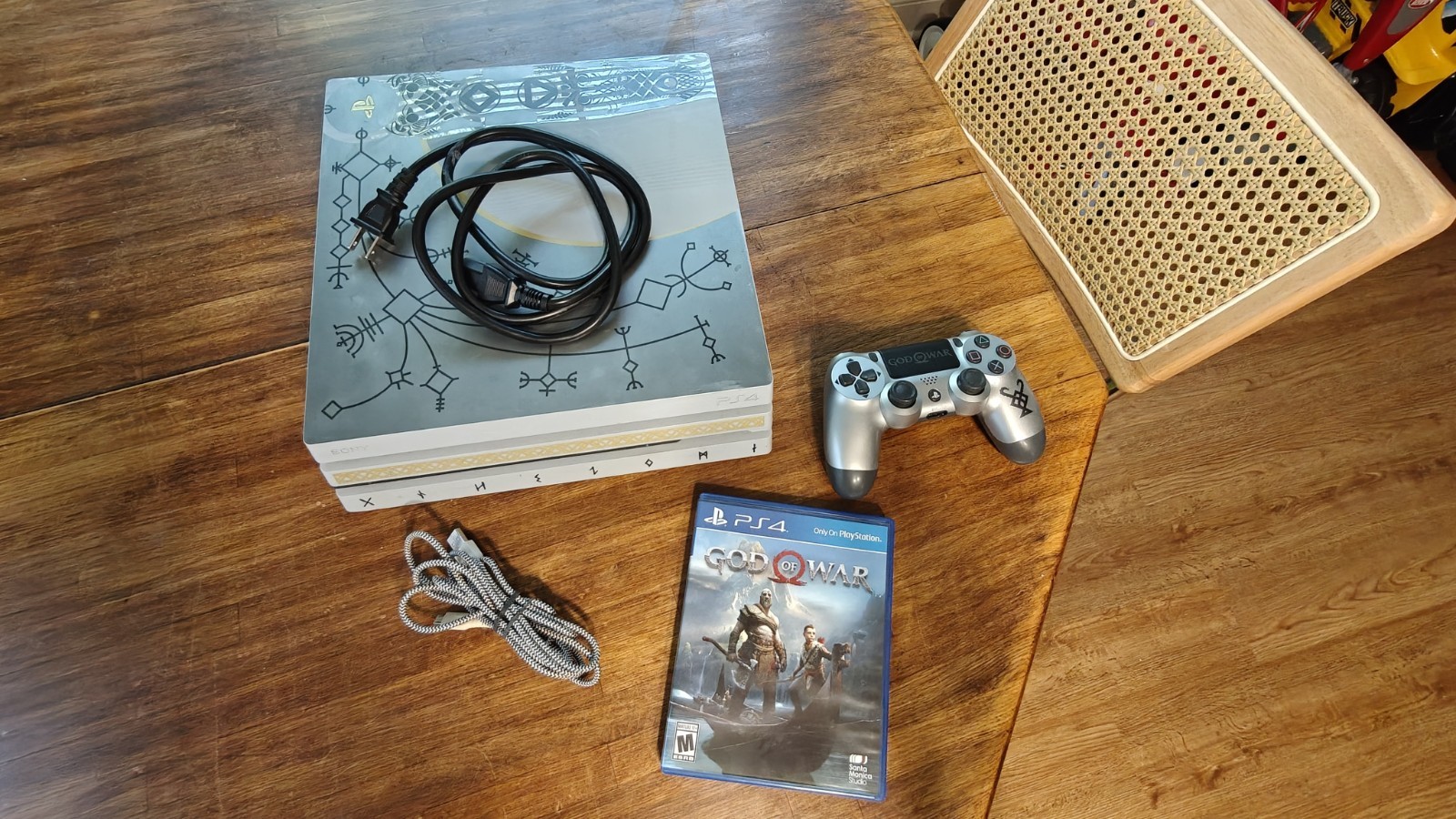Sony PS4 Pro 1TB Gray Console Bundle God of War Game + Controller