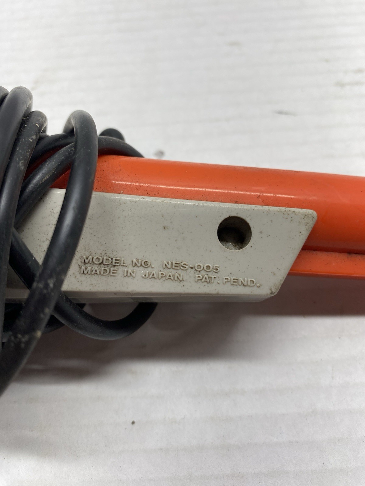 Original 1985 Nintendo NES Zapper Gun Authentic NES-005 Orange Tested & Working