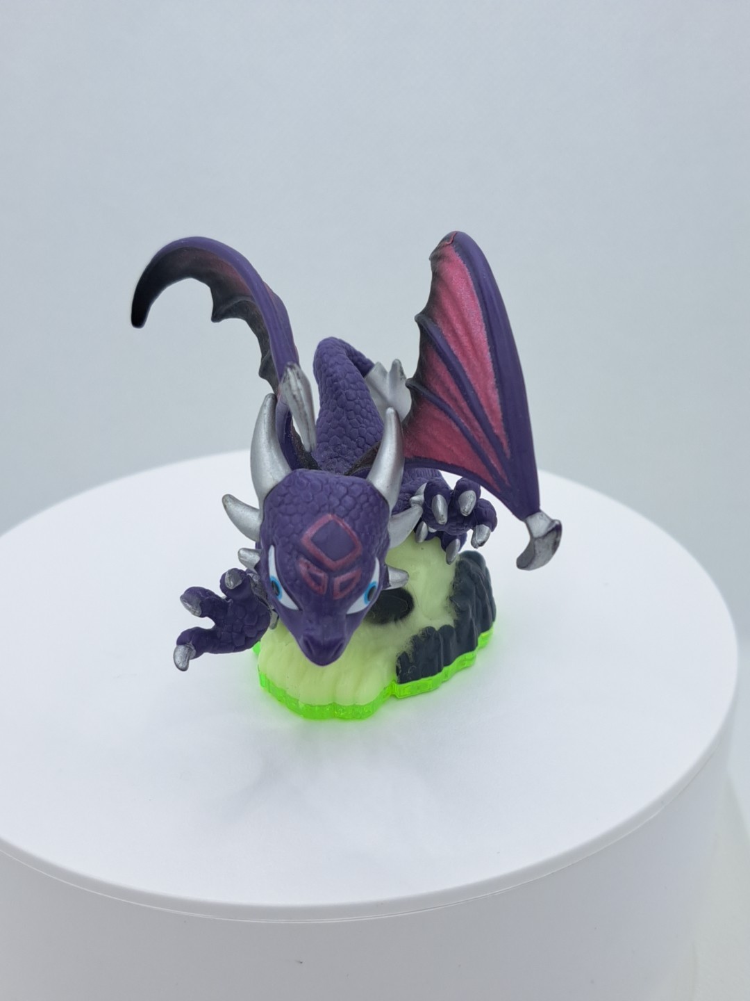 Skylanders Spyro’s Adventure Cynder Series 1 Undead Figure Loose