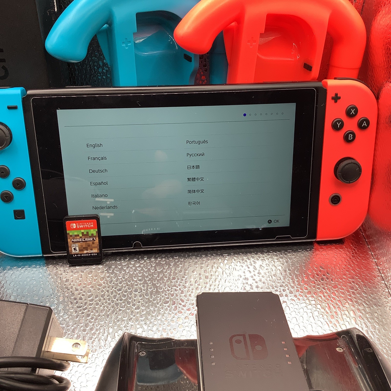 Nintendo Switch HAC-001(-01) 32GB Wi-Fi Console w/ Neon Red/Blue Joy-Con