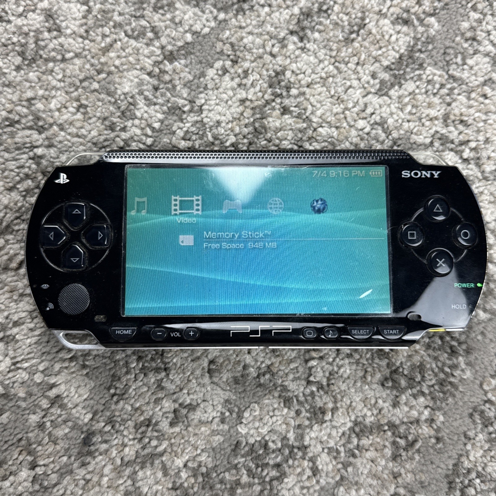 Sony PSP-1001 Black Handheld Console w/ Case, Charger & 6 Games Bundle