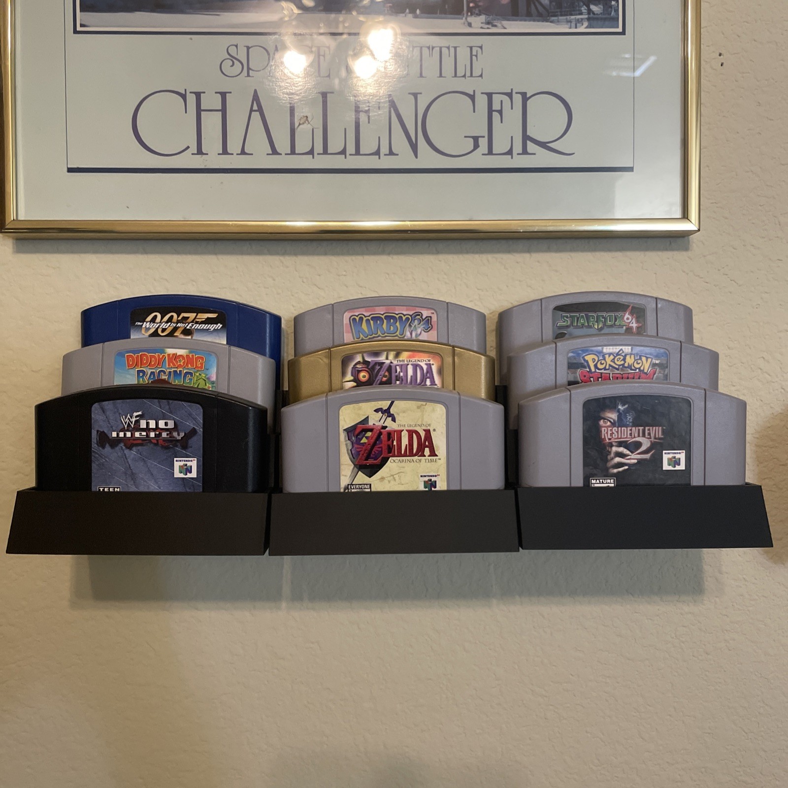 Nintendo 64 Game Holder 3-Slot Wall Display Stand (Wall Mount optional)
