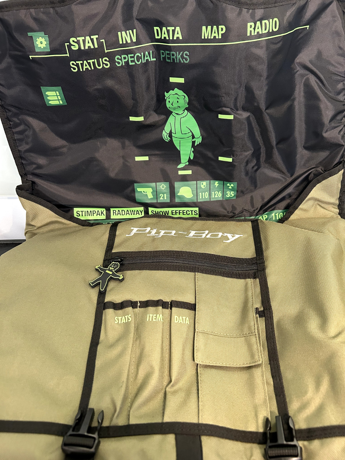 FALLOUT COLLECTORS LOT! Pip Boy Messenger bag, Vault 111 Shoes, Socks, & Hoodie!