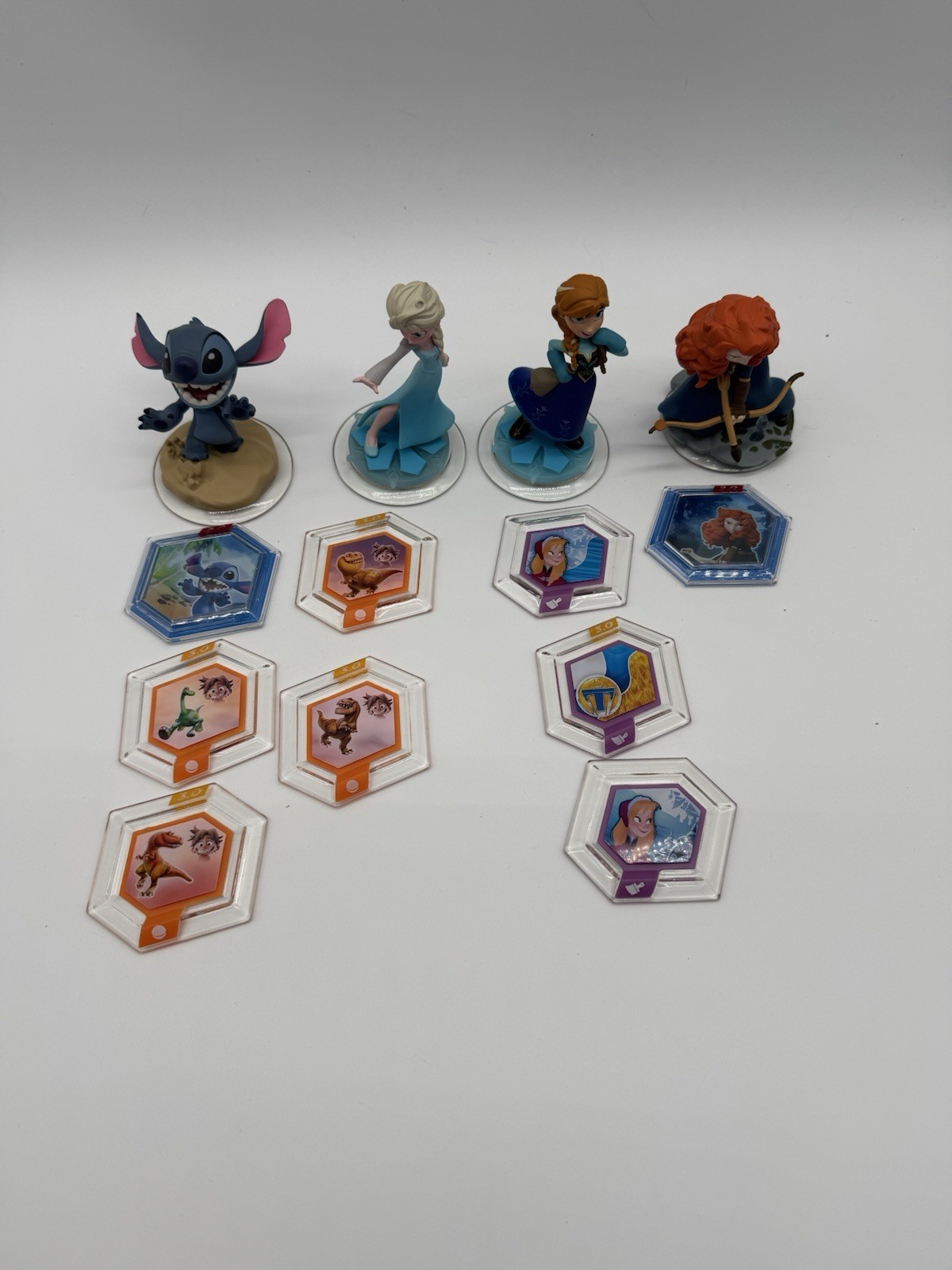 Disney Infinity Figures Lot Elsa Anna Merida Stitch + Power Discs Bundle