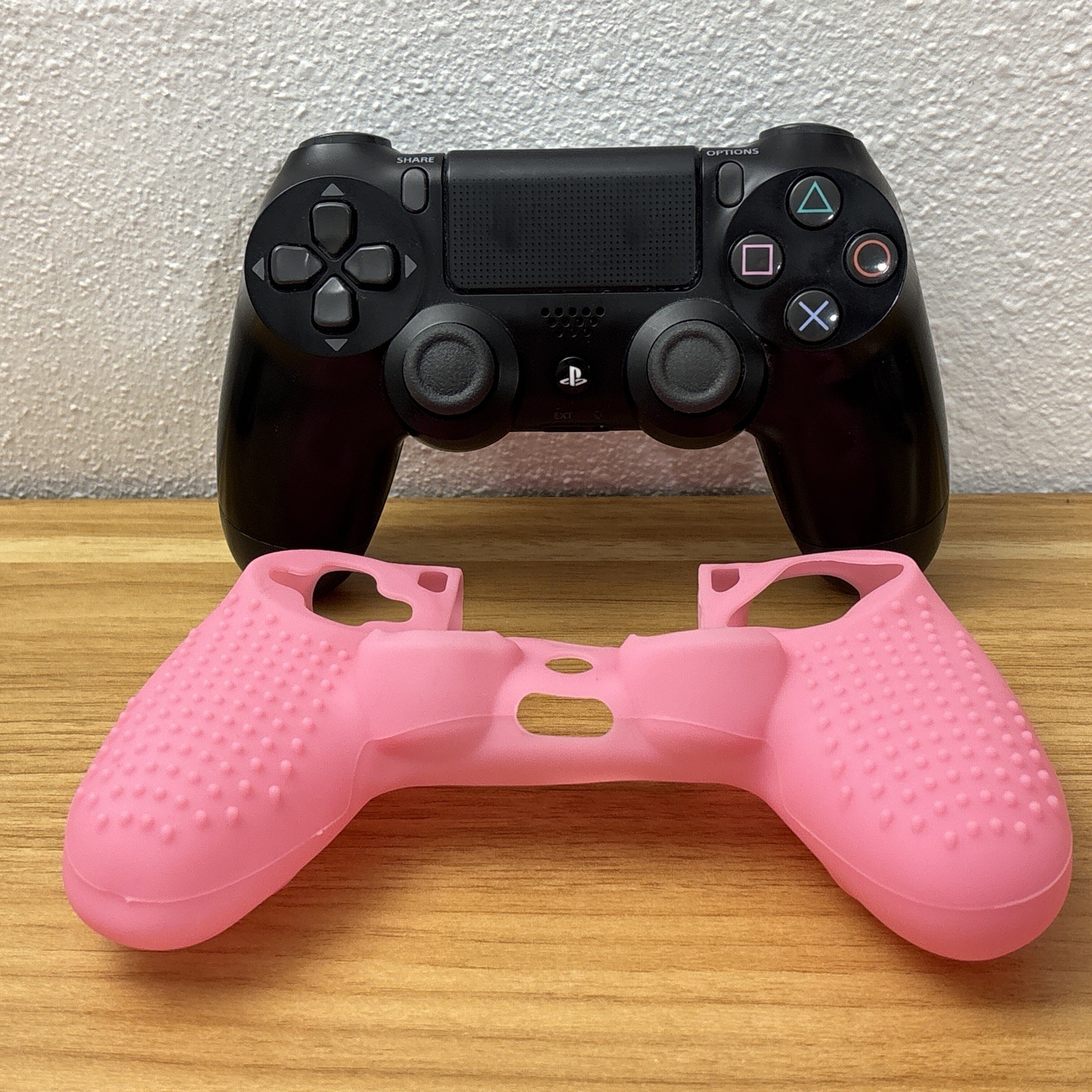 Sony PS4 Slim 1TB CUH-2115B Console Cords, Charger, Controller, FREE SHIPPING