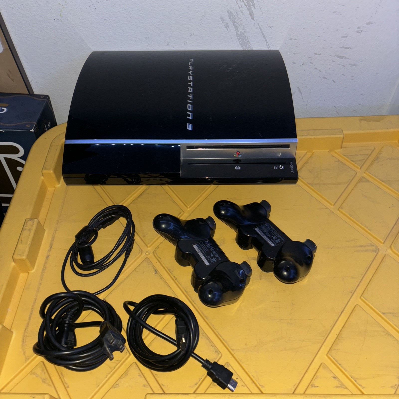 Sony PlayStation 3 60GB Piano Console Black Backwards Compatible. with 11 games