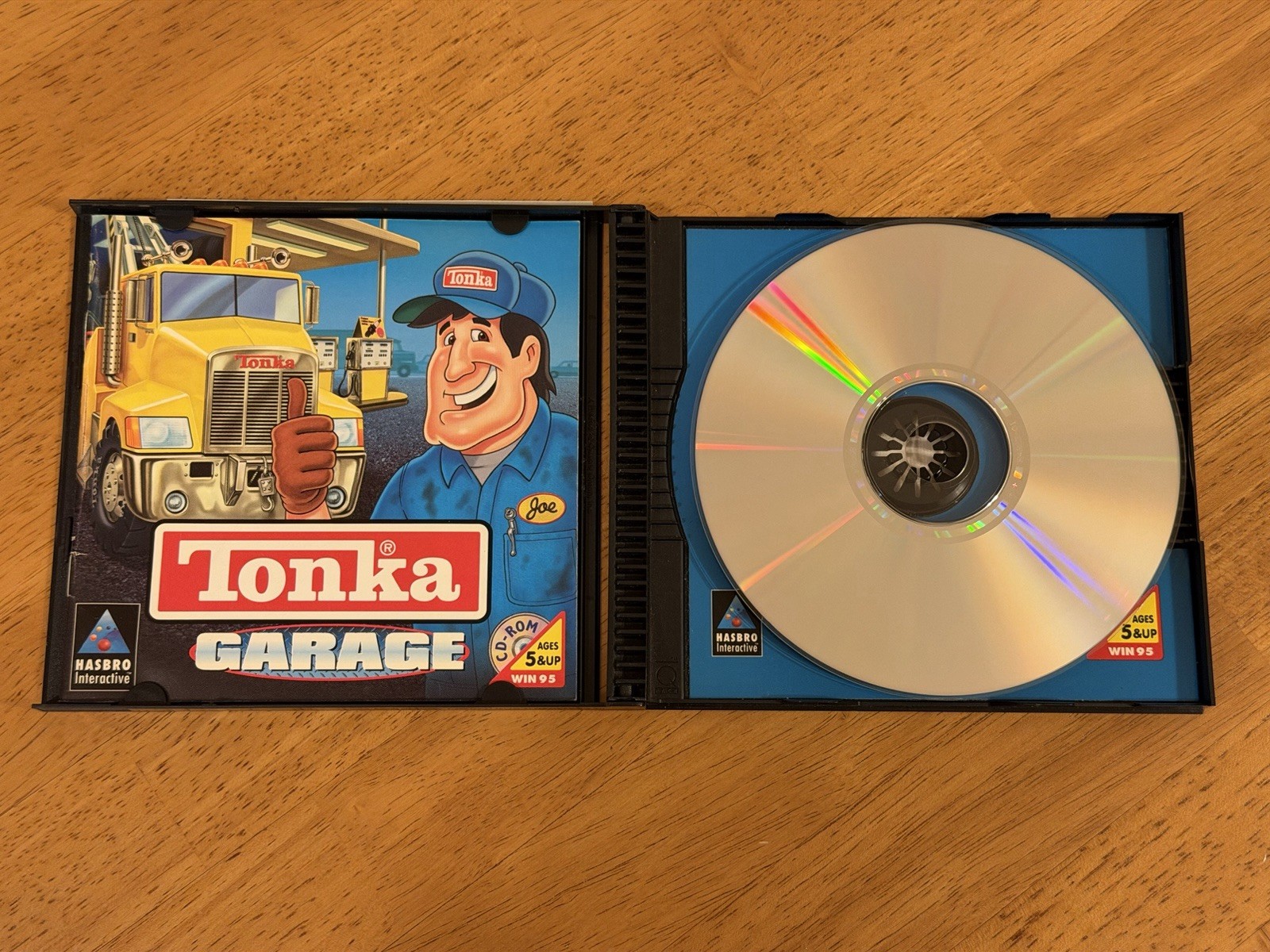 Hasbro interactive “Tonka Garage” (PC, 1998) CD-ROM Game Manual Included