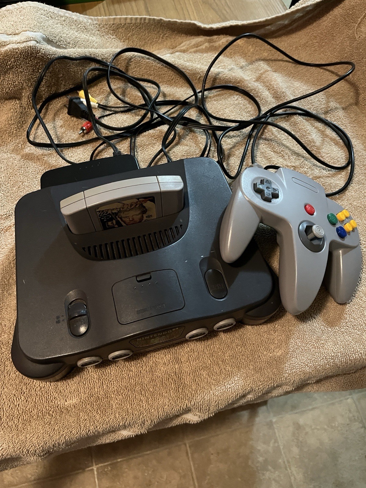 Nintendo 64 Console Bundle Black/Gray Controller AV Power Adapter Game NTSC-U/C
