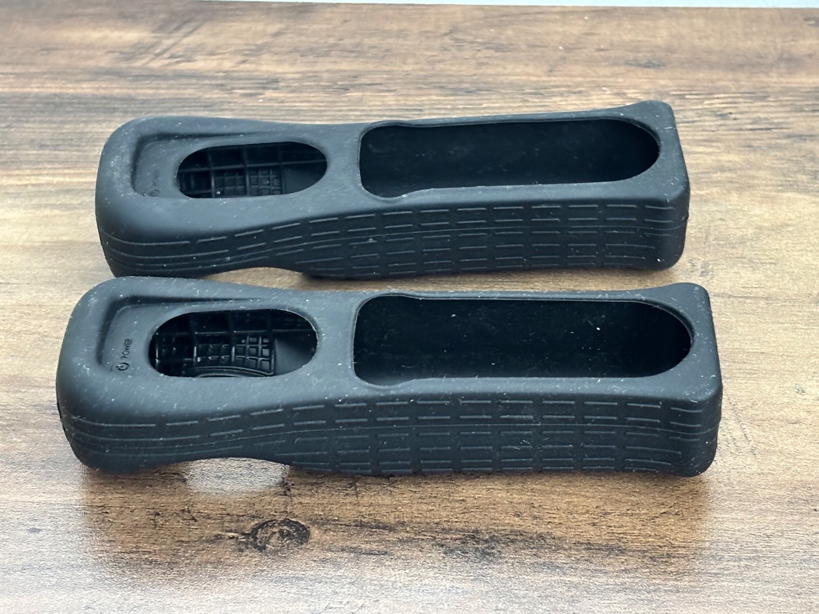 Set 2 Nintendo Wii OEM Black Remote Rubber Silicone Gel Cover Sleeves Genuine