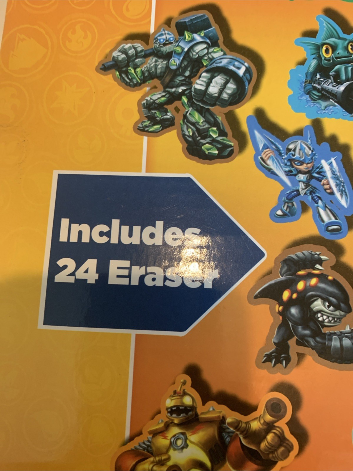 Skylanders Giants Collectible Character Eraser Set with 24 pieces New from 2012