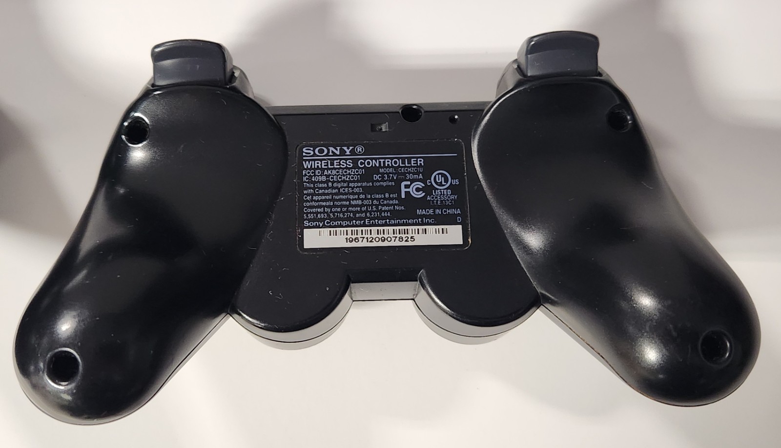 Sony PlayStation 4 Console Model CUH-1115A with 2 Controllers