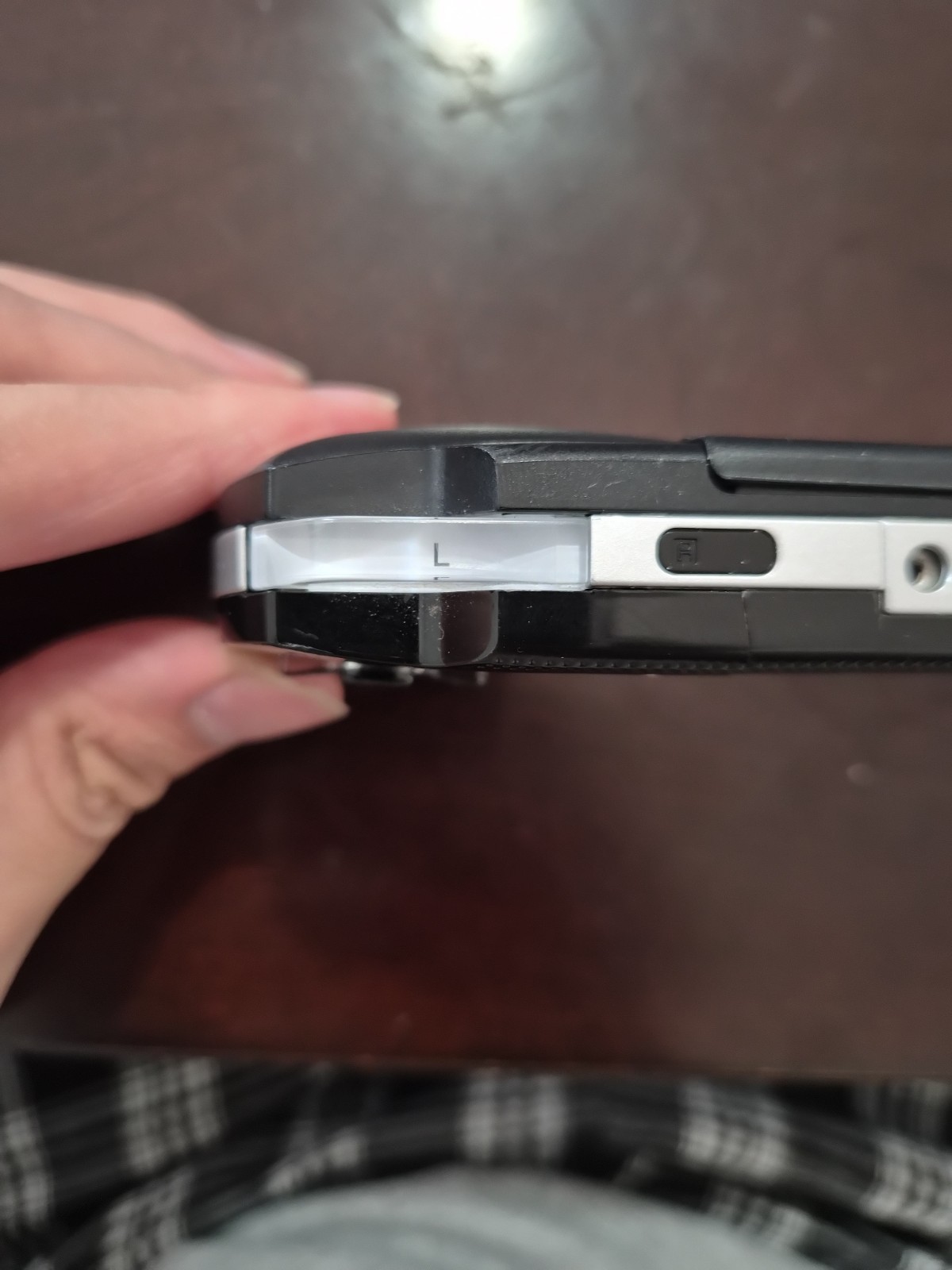 Psp 1001 Black comes with Memory Stick and Battery