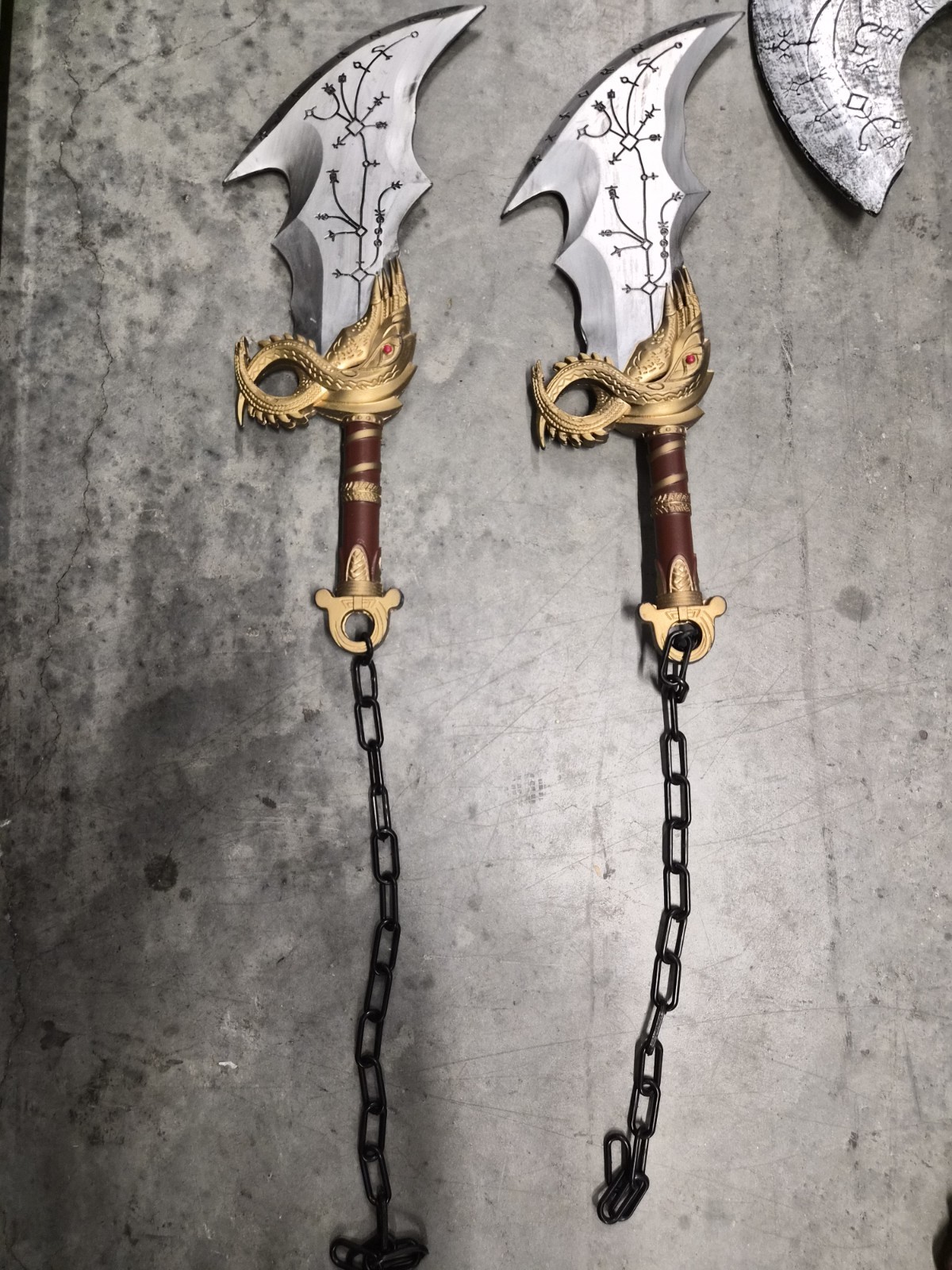 God Of War Weapons And Figure Axe Hammer Blades Of Chaos